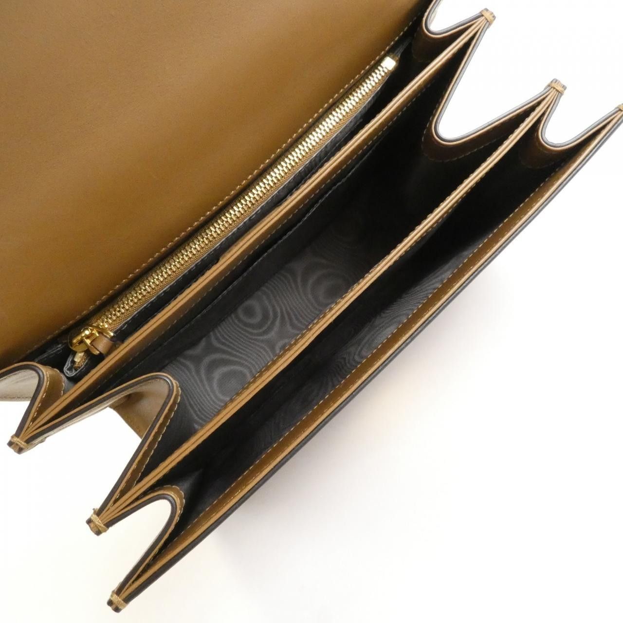 Gucci Gucci Gucci Zumi Leather Shoulder Bag Leather Shoulder Bag 57638805J0X DUTY FREE for USA Size ONE SIZE - 9 Thumbnail