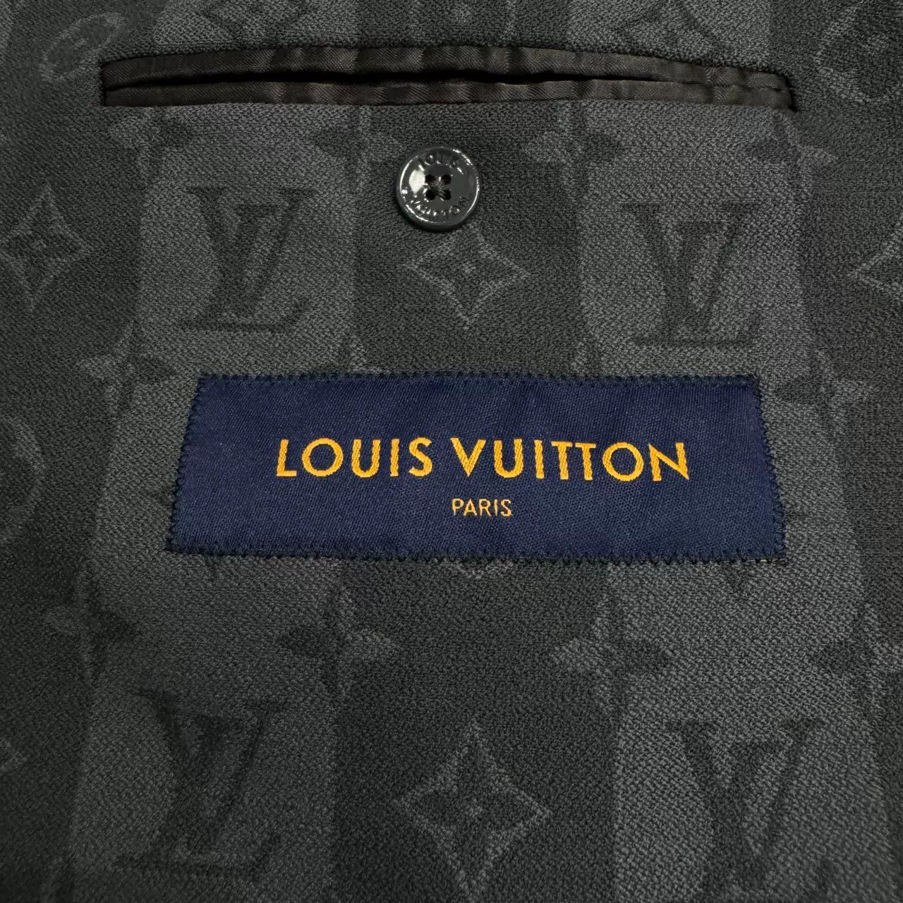 Louis Vuitton Louis Vuitton Nigo Heart Embroidery Blazer Size US M / EU 48-50 / 2 - 3 Thumbnail