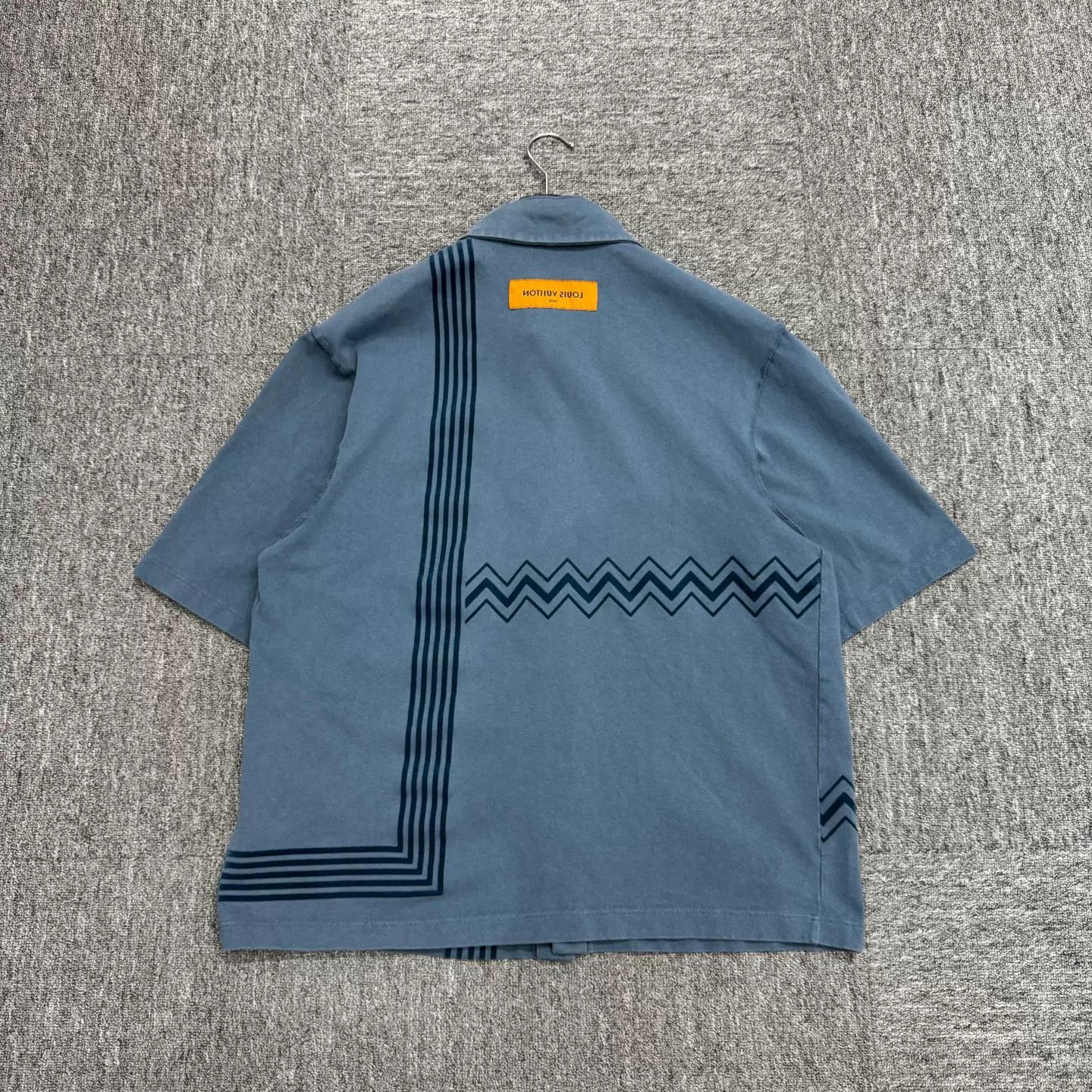 Louis Vuitton Louis Vuitton Flocked Stripe Short-Sleeve Size US L / EU 52-54 / 3 - 5 Thumbnail