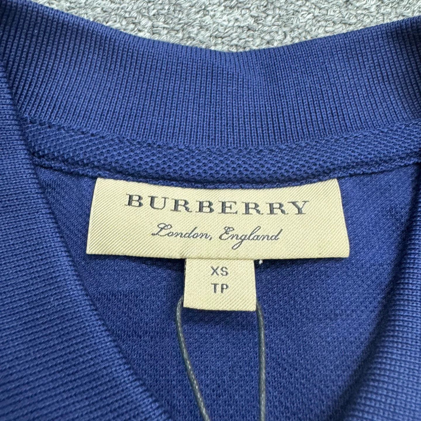 Burberry Burberry War Horse Embroidery Short Sleeve Size US XS / EU 42 / 0 - 2 Thumbnail