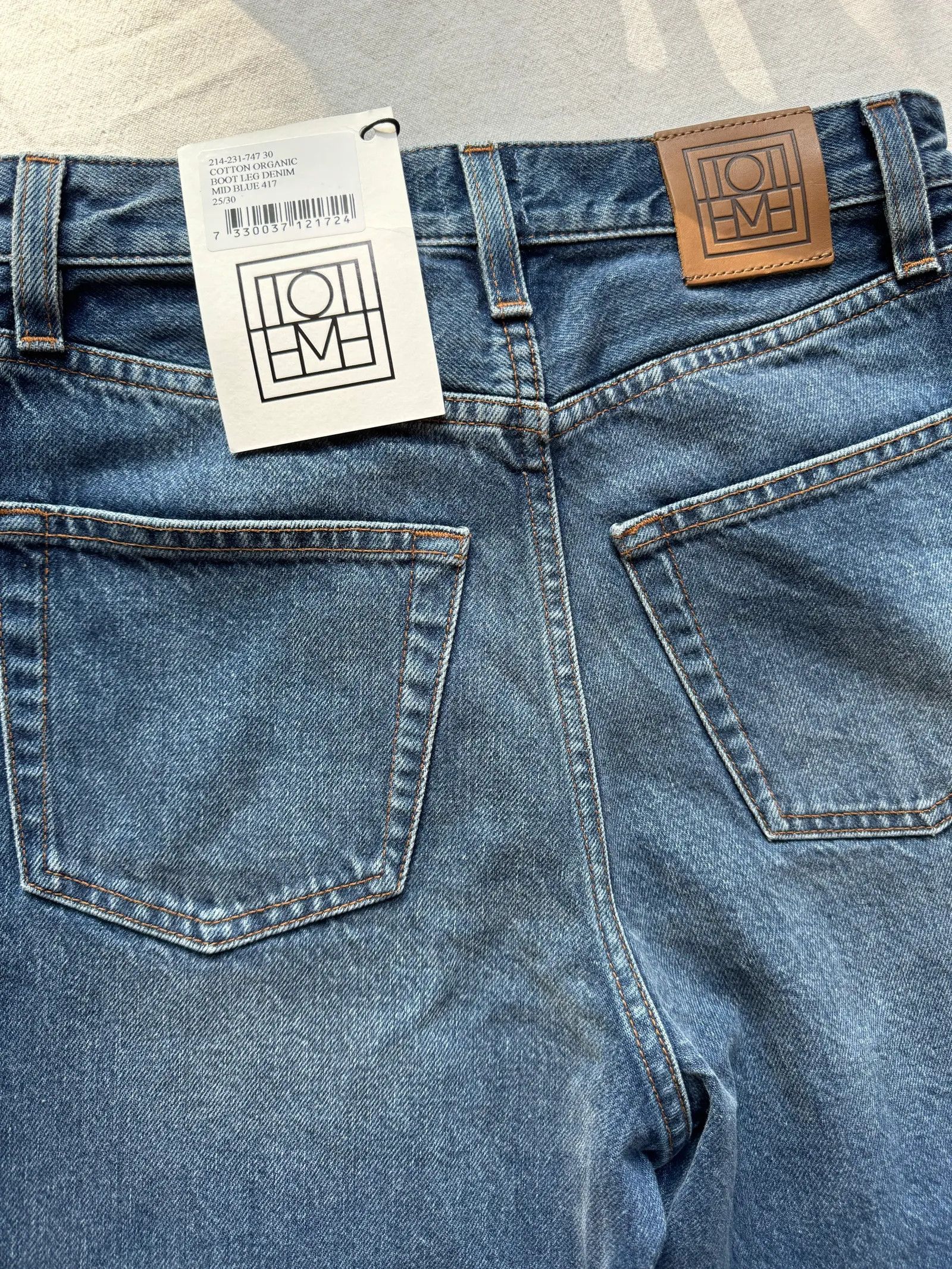 Toteme Toteme Boot leg denim mid blue 417 Jeans Size 25" / US 0 / IT 36 - 3 Thumbnail