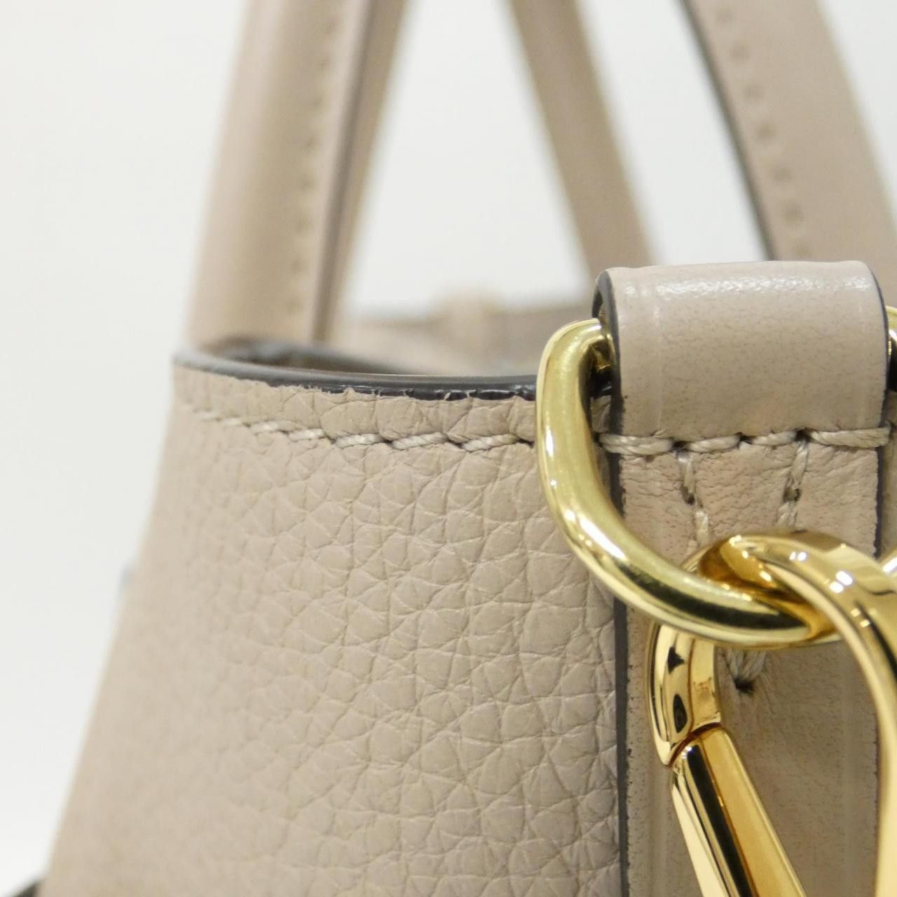Louis Vuitton Louis Vuitton Louis Vuitton On My Side calf leather coated canvas bag Leather Tote Bag M58485 DUTY FREE for USA Size ONE SIZE - 7 Thumbnail