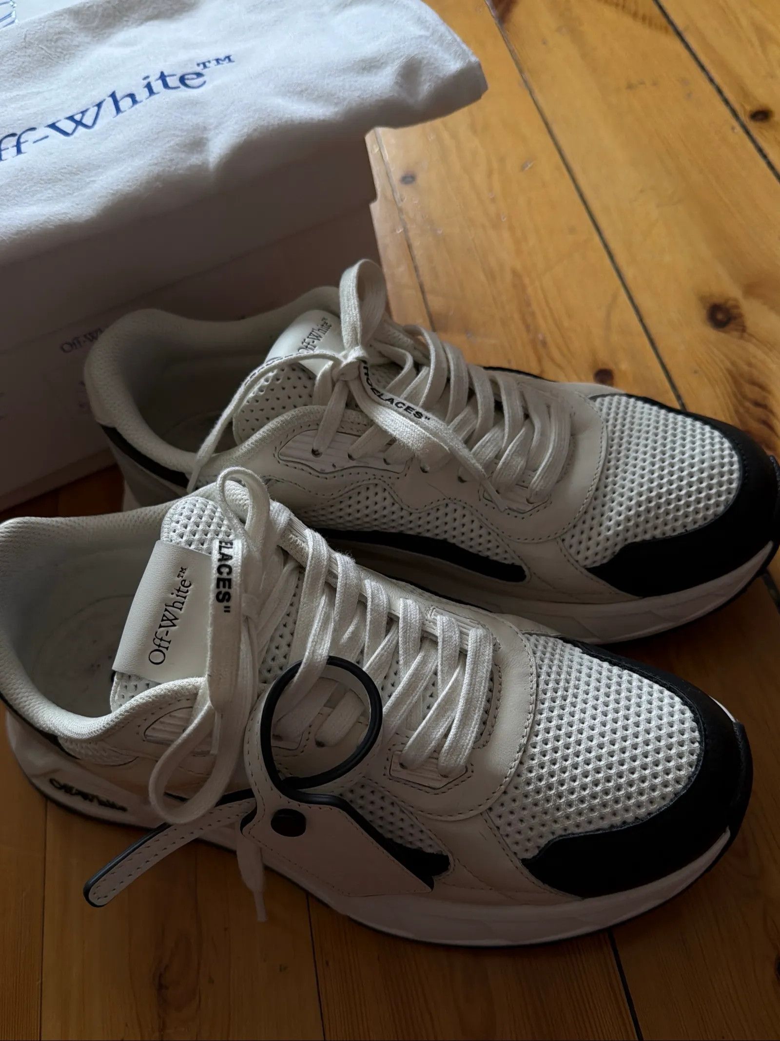 Off-White Off-White Kick off Sneakers Size US 10 / IT 40 - 2 Thumbnail