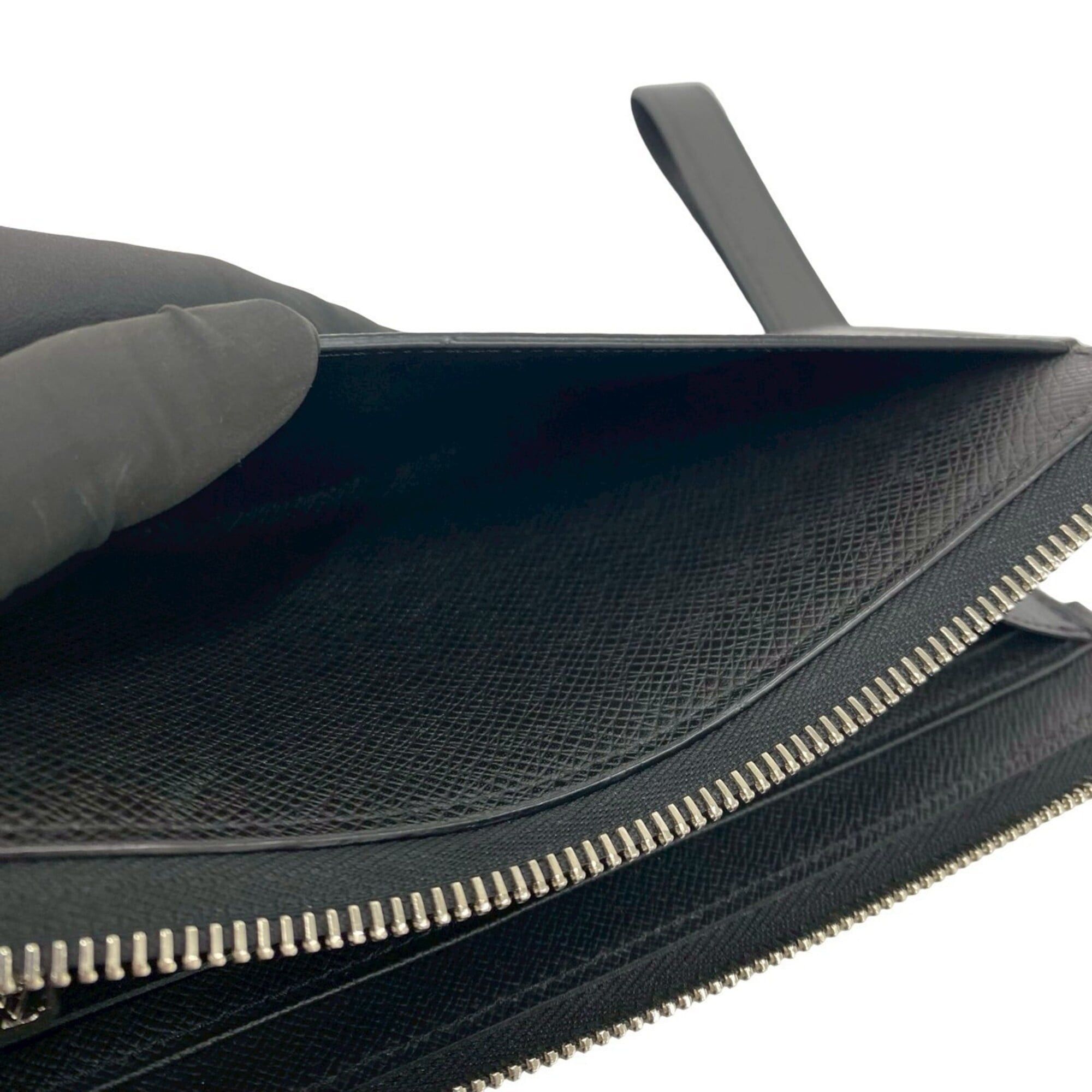Louis Vuitton Louis Vuitton Zippy Dragonne Taiga Leather Genuine Zipper Long Wallet Noir Black 22301 Size ONE SIZE - 8 Thumbnail