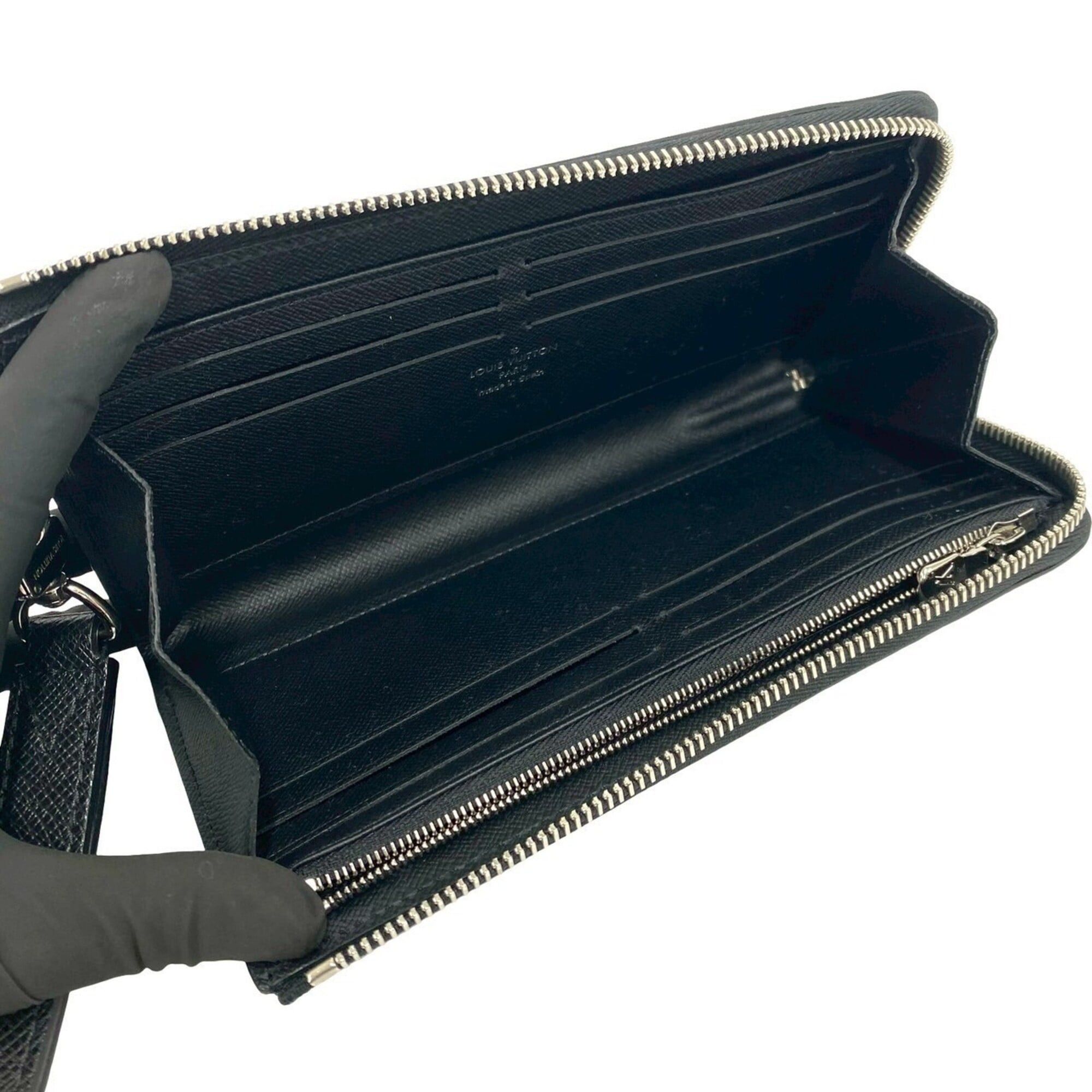 Louis Vuitton Louis Vuitton Zippy Dragonne Taiga Leather Genuine Zipper Long Wallet Noir Black 22301 Size ONE SIZE - 7 Thumbnail