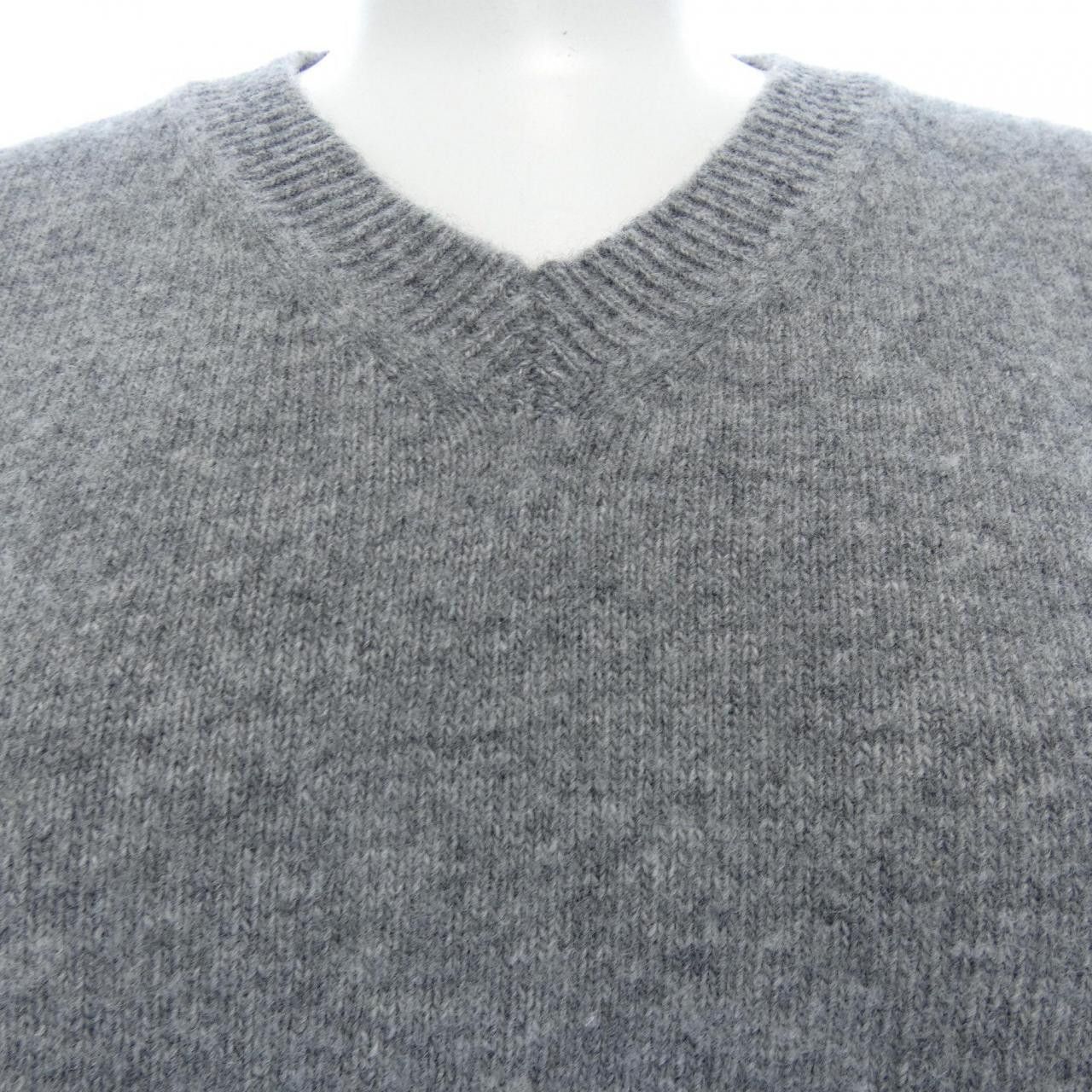 Miu Miu Miu Miu Miu Miu Knit Textile Tops DNA97213WS DUTY FREE for USA Size ONE SIZE - 5 Thumbnail