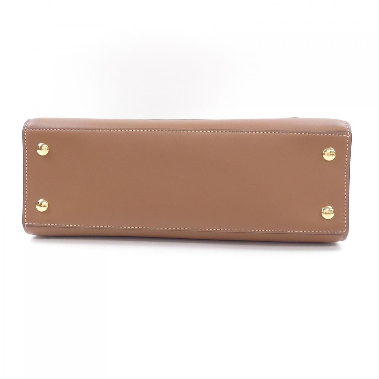 Burberry Burberry Burberry Leather Shoulder Bag Others Crossbody Bag 80367451 DUTY FREE for USA Size ONE SIZE - 4 Thumbnail