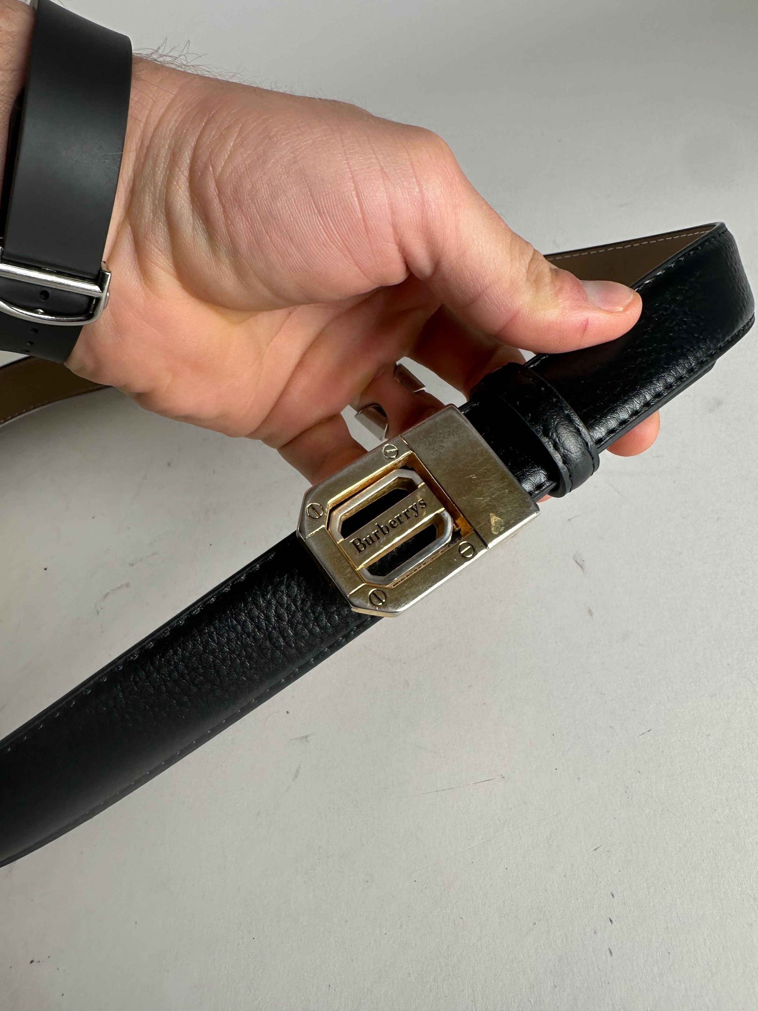 Burberry Vintage Leather Belt Black Size ONE SIZE - 2 Thumbnail