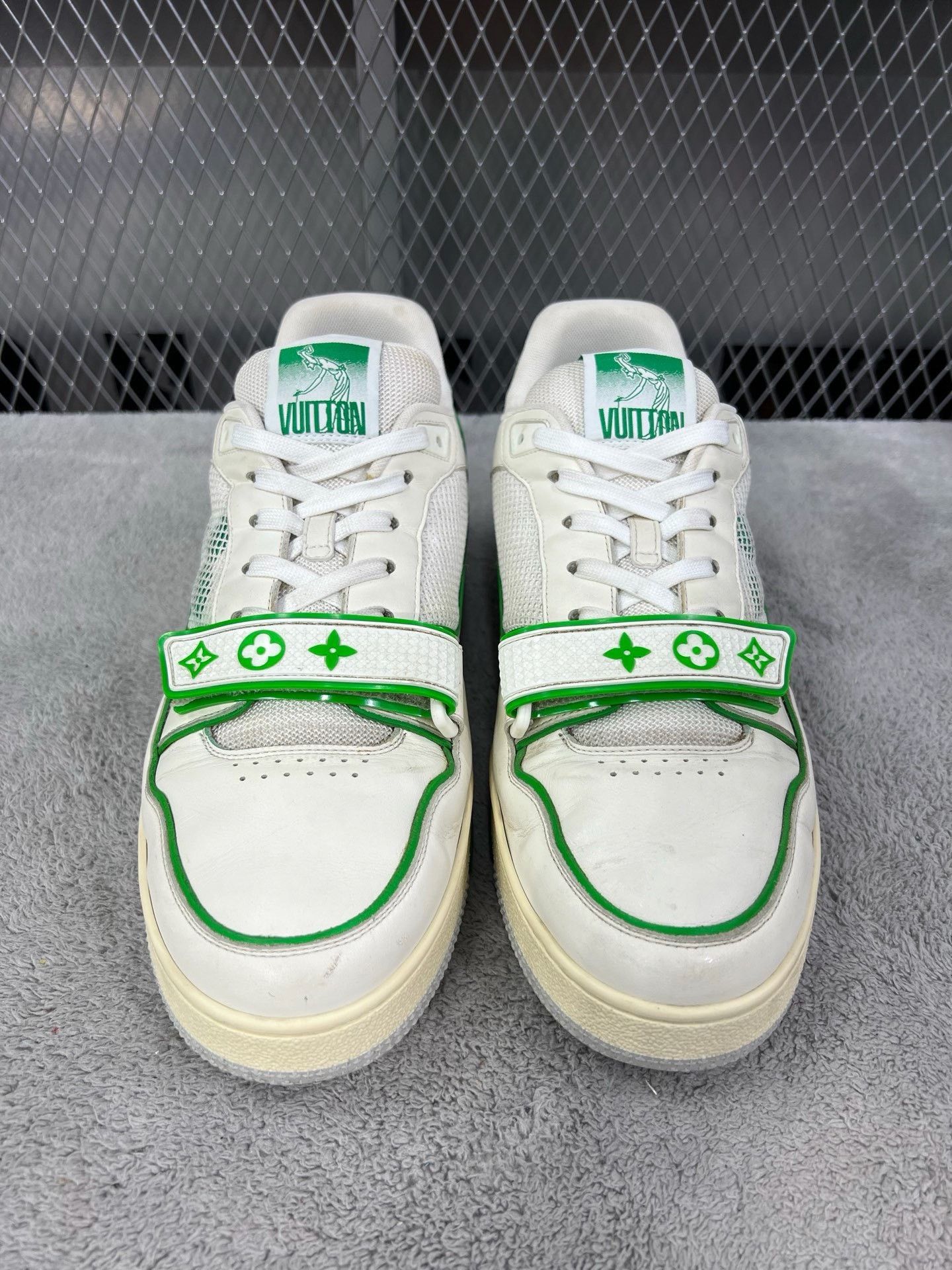 Louis Vuitton Louis Vuitton Training Green Lowtop Sneakers 42 Men Size US 9 / EU 42 - 2 Thumbnail
