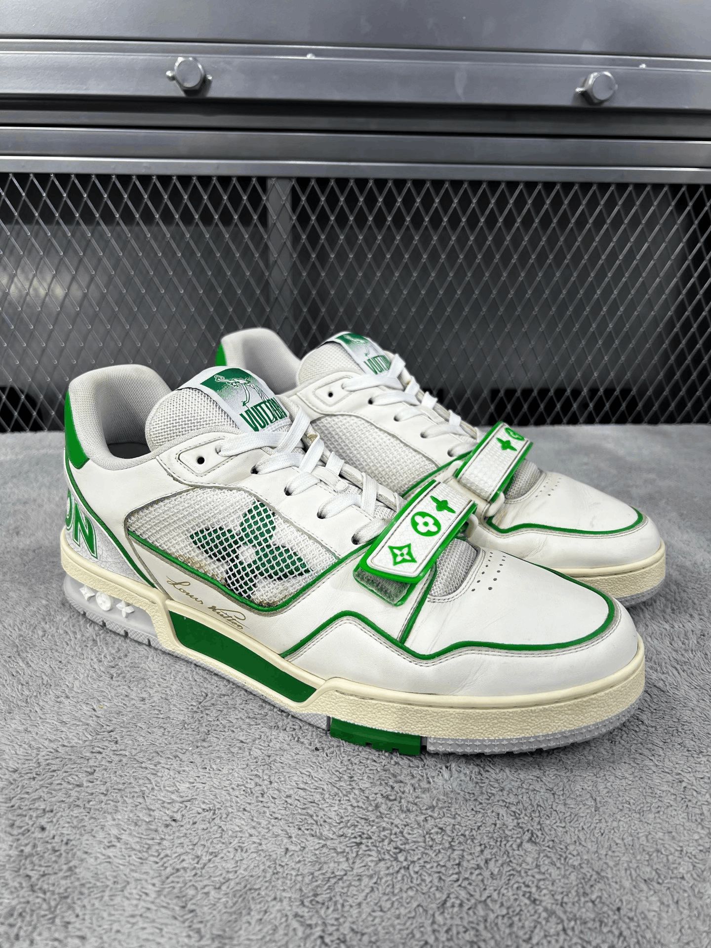 Louis Vuitton Louis Vuitton Training Green Lowtop Sneakers 42 Men Size US 9 / EU 42 - 3 Thumbnail