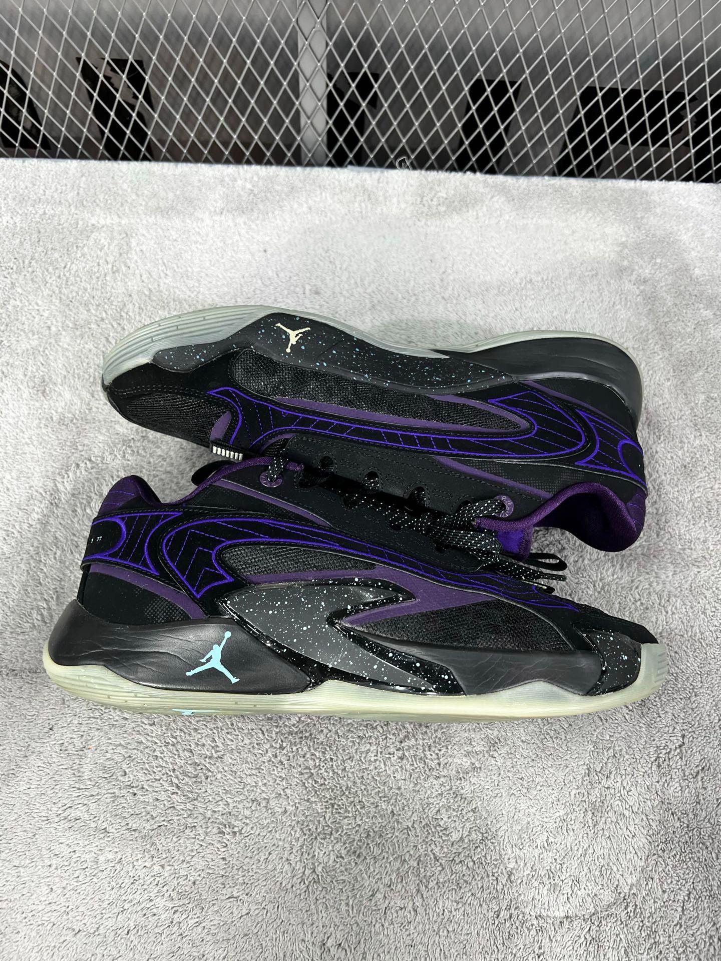 Nike Nike Purple Lowtop Sneakers 44.5 Men Size US 11 / EU 44 - 4 Thumbnail