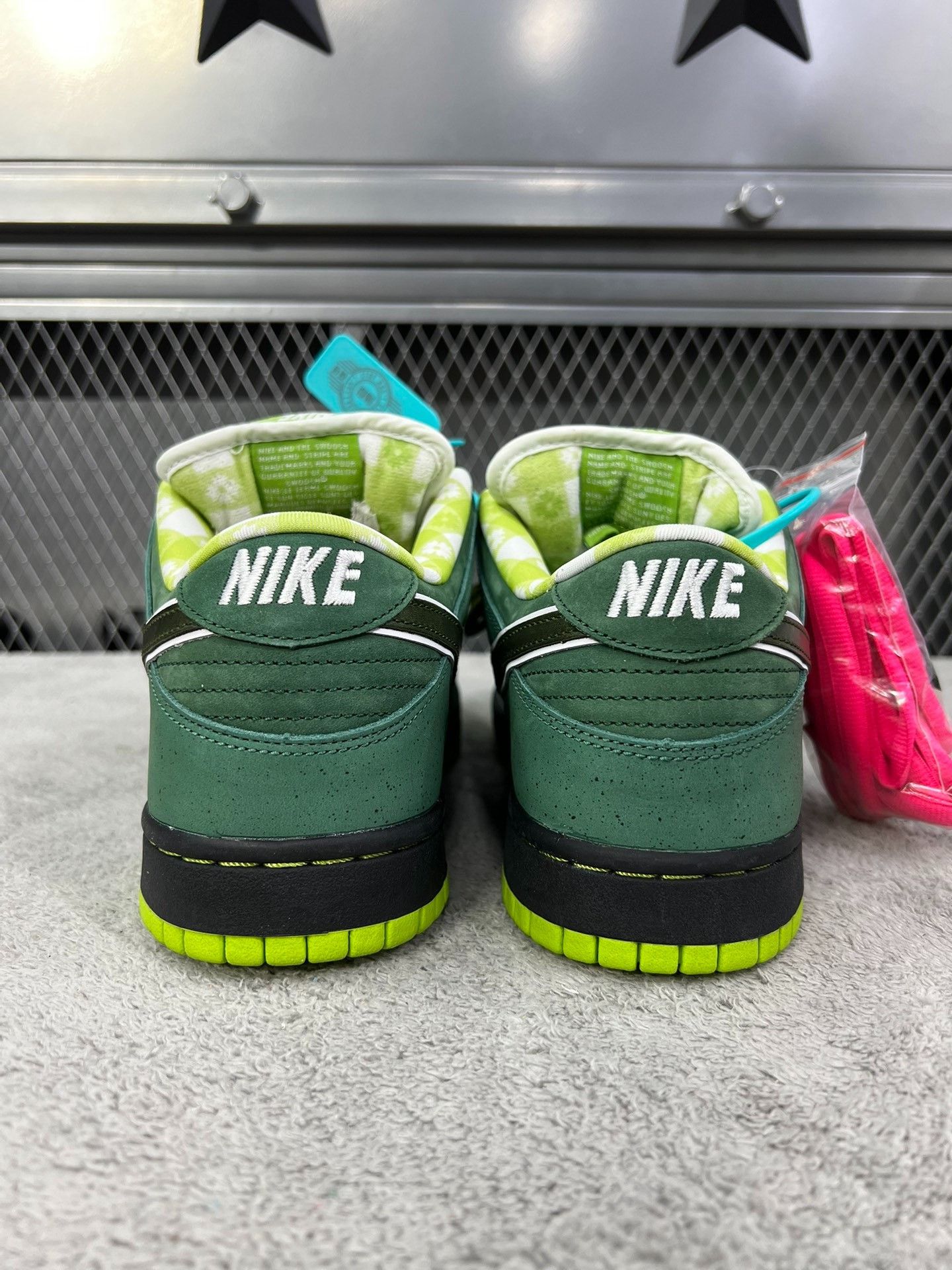 Nike Nike DUNK Green Lowtop Sneakers 44 Men Size US 10.5 / EU 43-44 - 6 Thumbnail