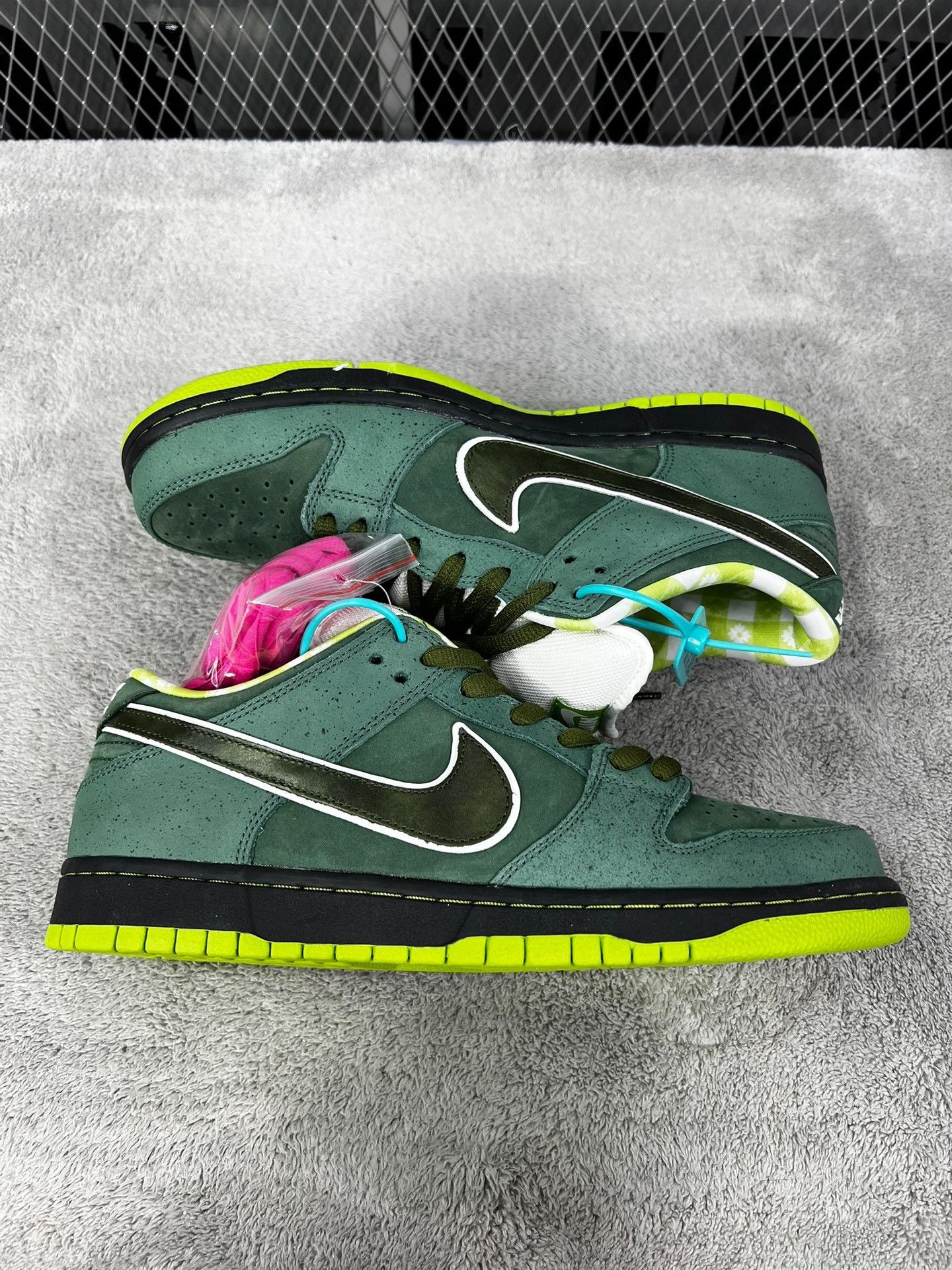 Nike Nike DUNK Green Lowtop Sneakers 44 Men Size US 10.5 / EU 43-44 - 4 Thumbnail