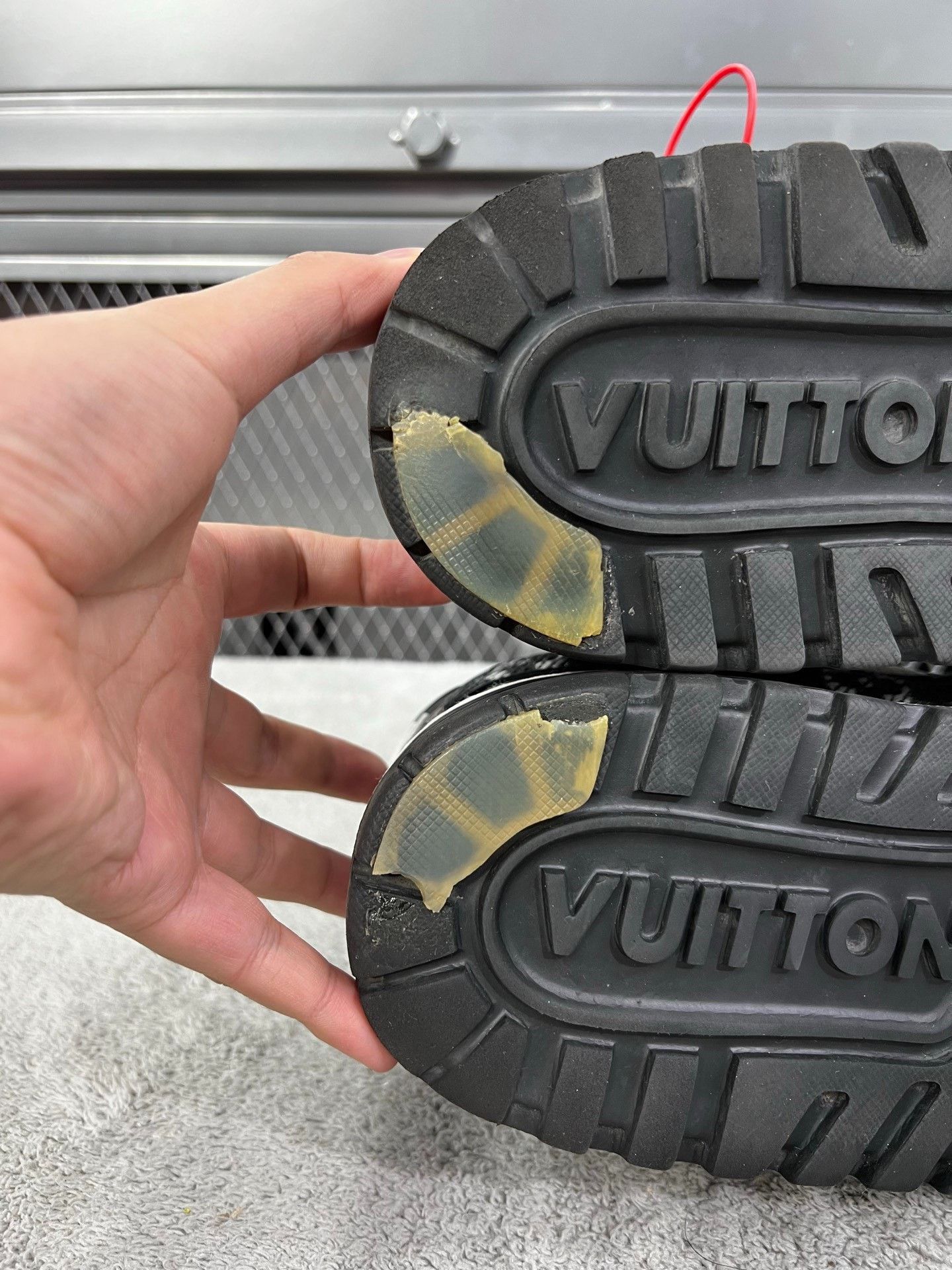 Louis Vuitton Louis Vuitton Training Black Lowtop Sneakers 41 Men Size US 8.5 / EU 41-42 - 6 Thumbnail