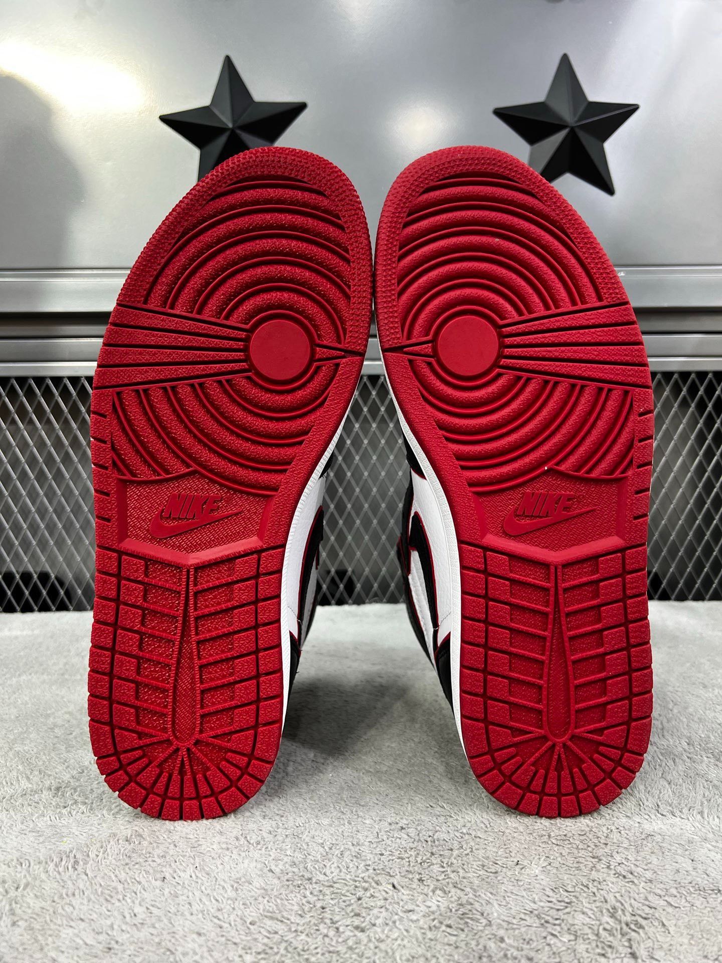 Nike Nike Retro Red Lowtop Sneakers 44 Men Size US 10.5 / EU 43-44 - 5 Thumbnail