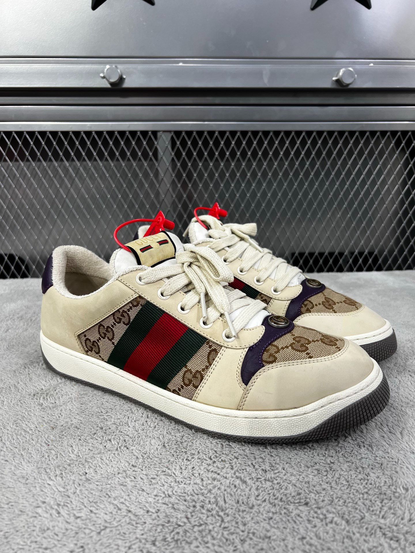 Gucci Gucci Beige Lowtop Sneakers 42 Men Size US 9 / EU 42 - 3 Thumbnail