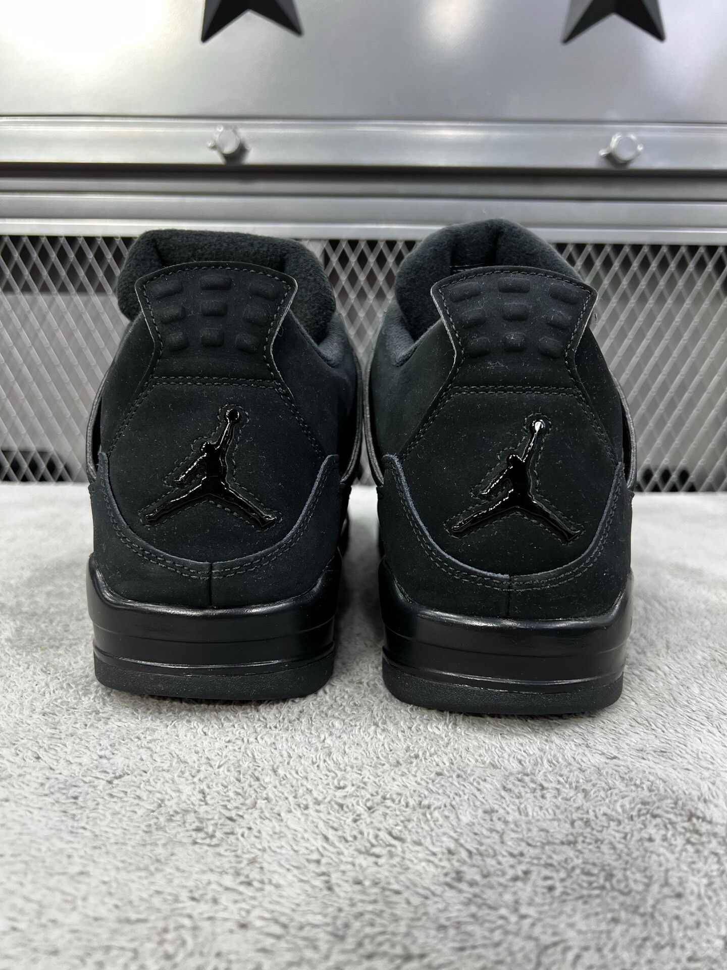Nike Nike Black Lowtop Sneakers 46 Men Size US 12 / EU 45 - 6 Thumbnail