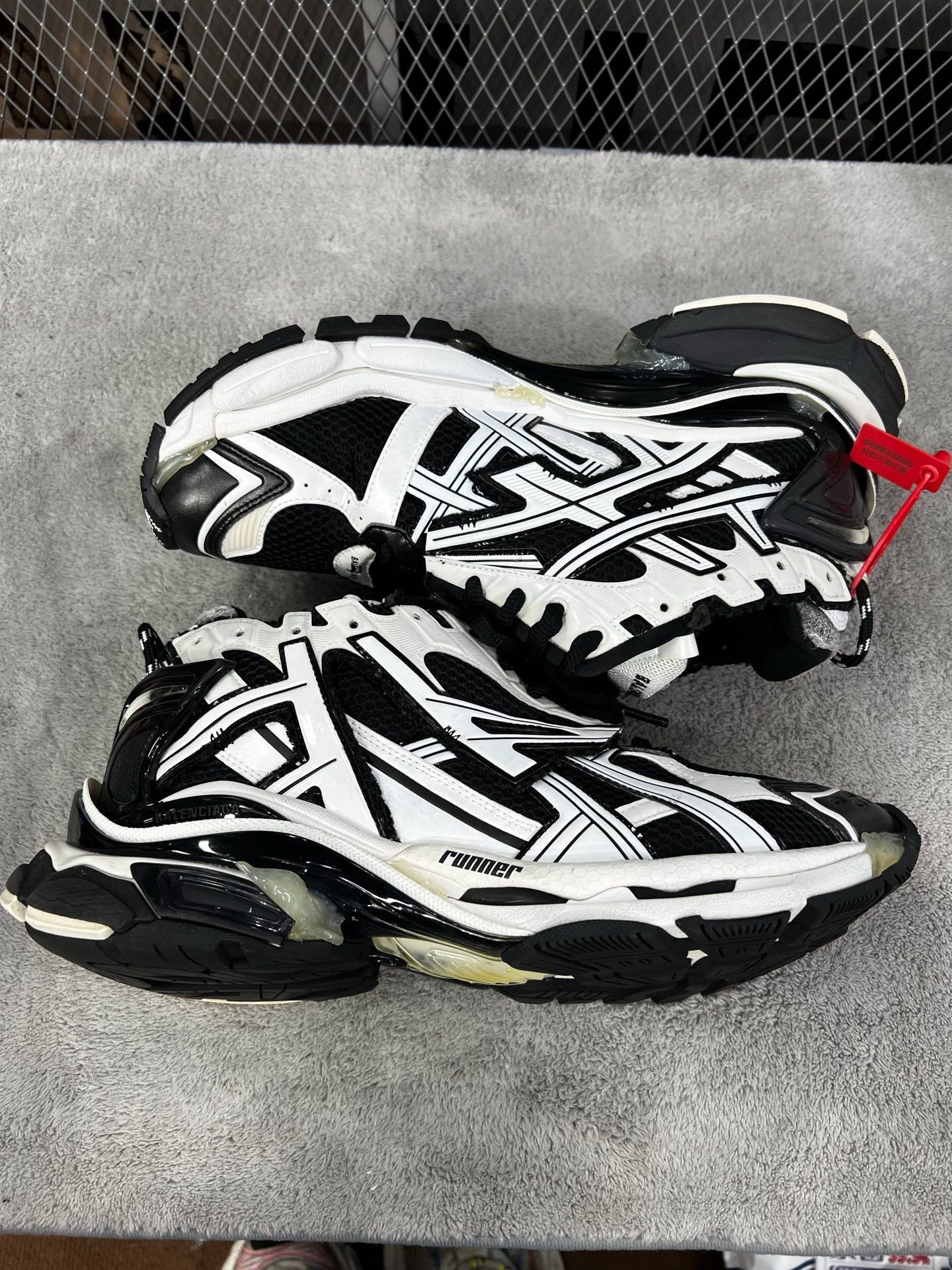 Balenciaga Balenciaga Running Black Lowtop Sneakers 46 Men Size US 12 / EU 45 - 4 Thumbnail