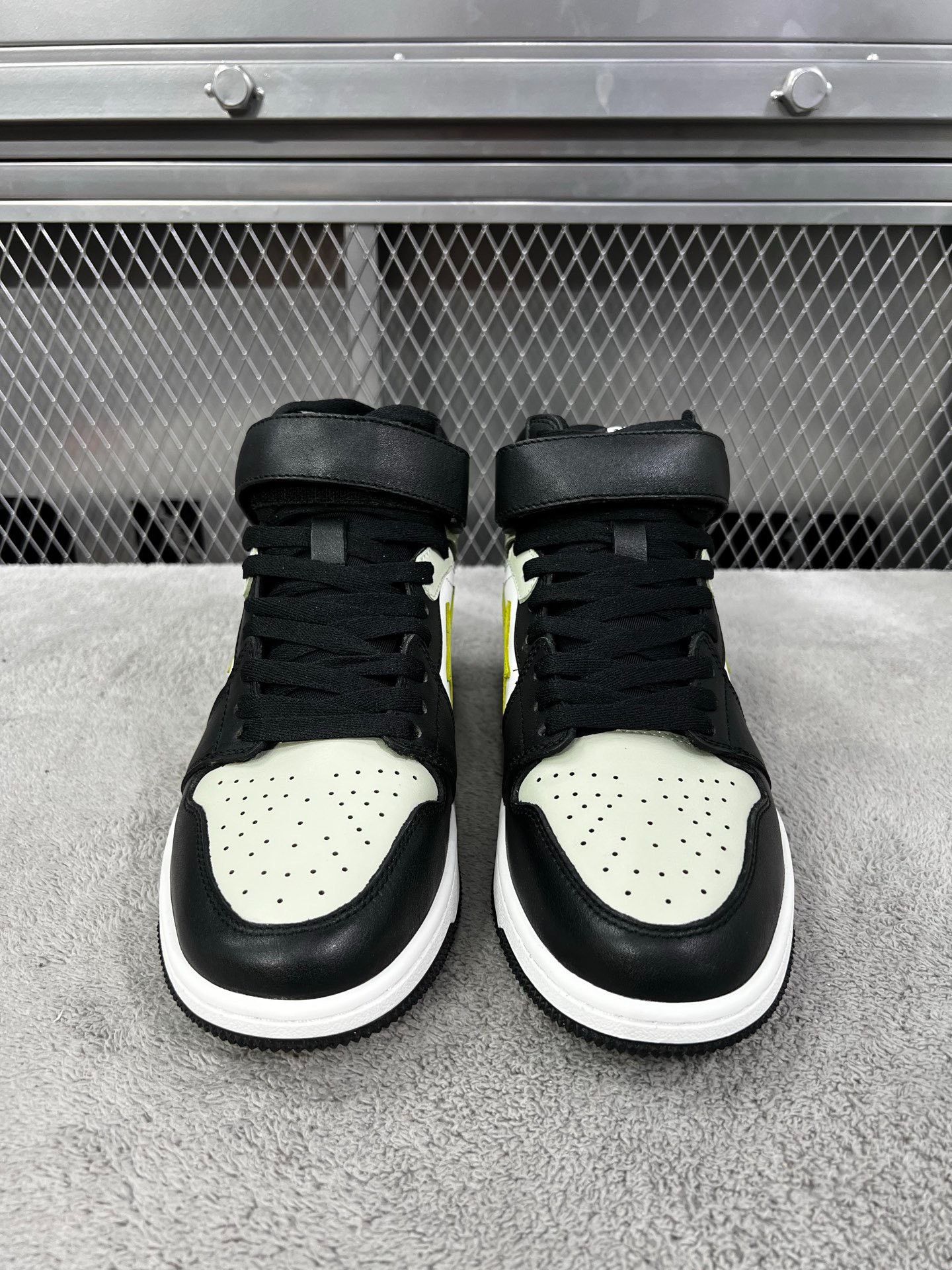 Bape Bape Leather Green Hitop Sneakers 41 Men Size US 8.5 / EU 41-42 - 2 Thumbnail