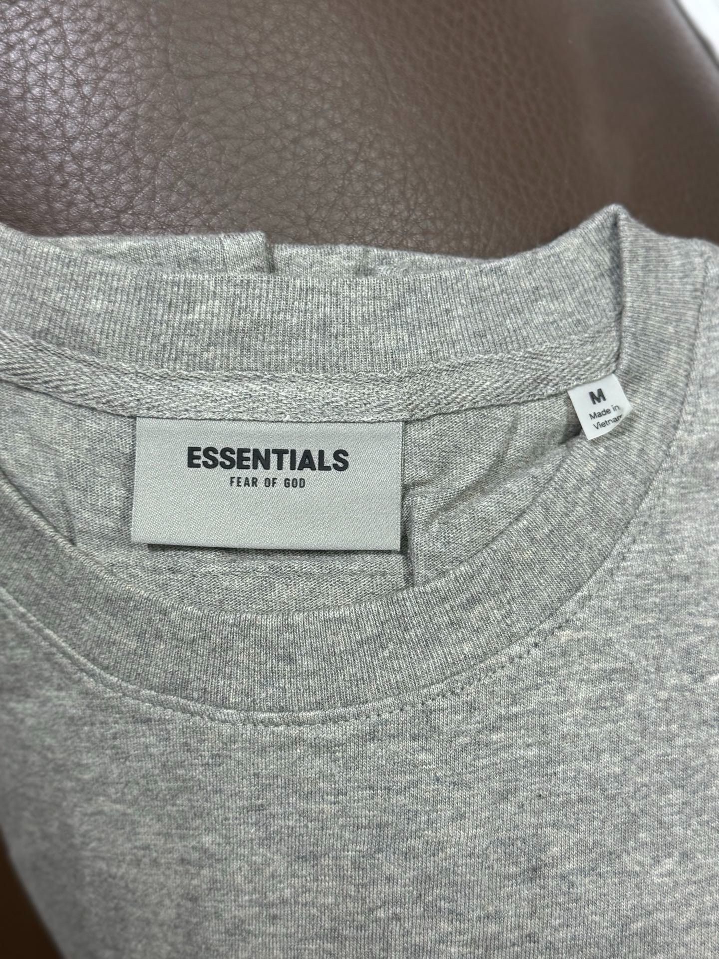 Essentials Essentials T-Shirt M Men Size US M / EU 48-50 / 2 - 3 Thumbnail