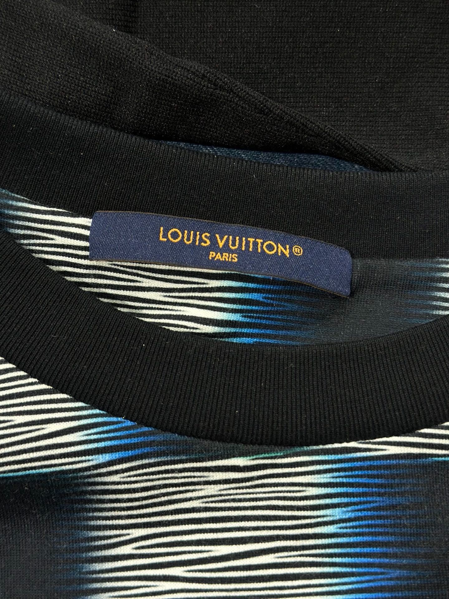 Louis Vuitton Louis Vuitton Printed Plaid Gray T-Shirt XXL Men Size US XXL / EU 58 / 5 - 4 Thumbnail
