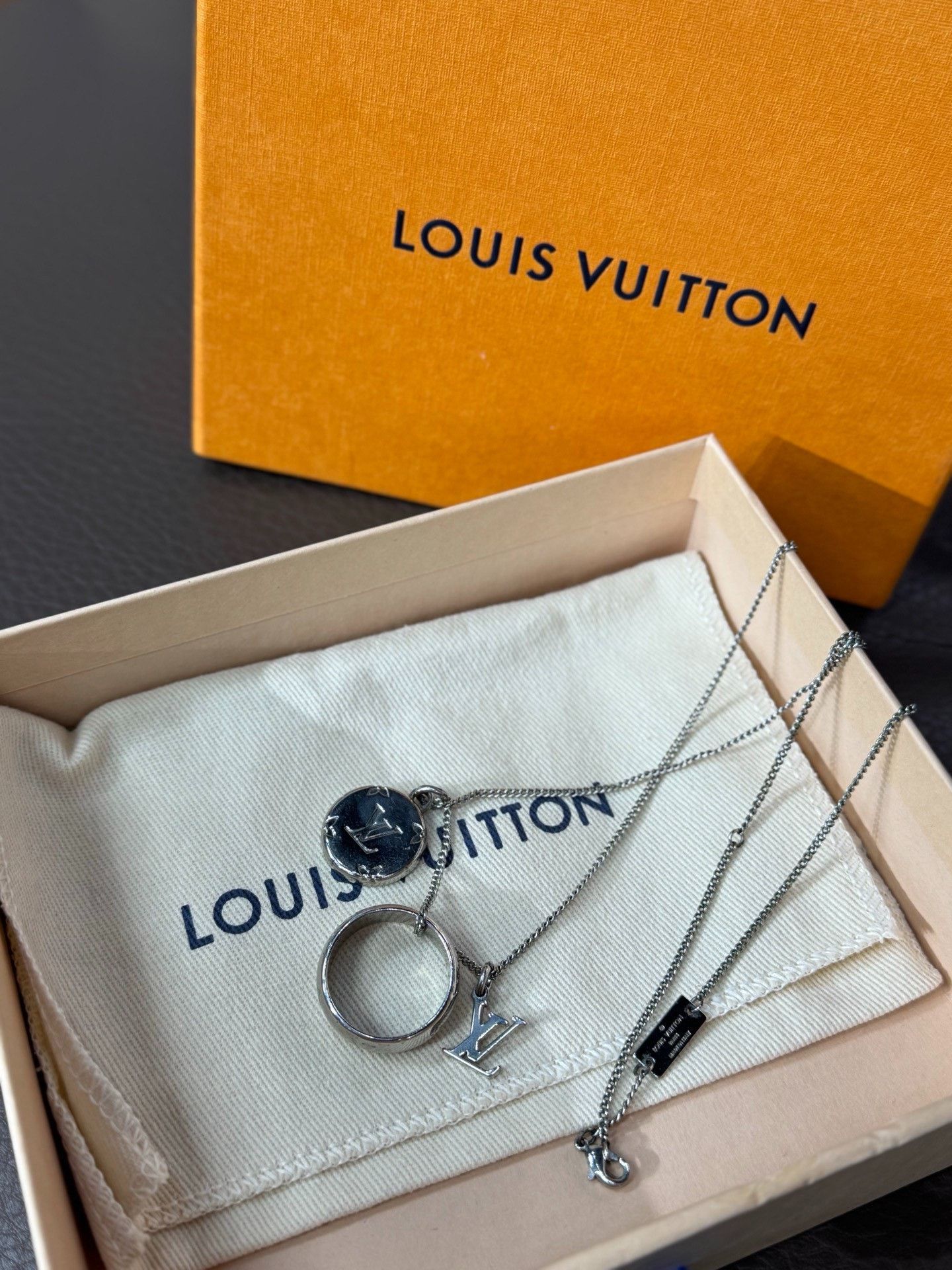 Louis Vuitton Louis Vuitton Silver Jewelry 60 Men Size ONE SIZE - 2 Thumbnail