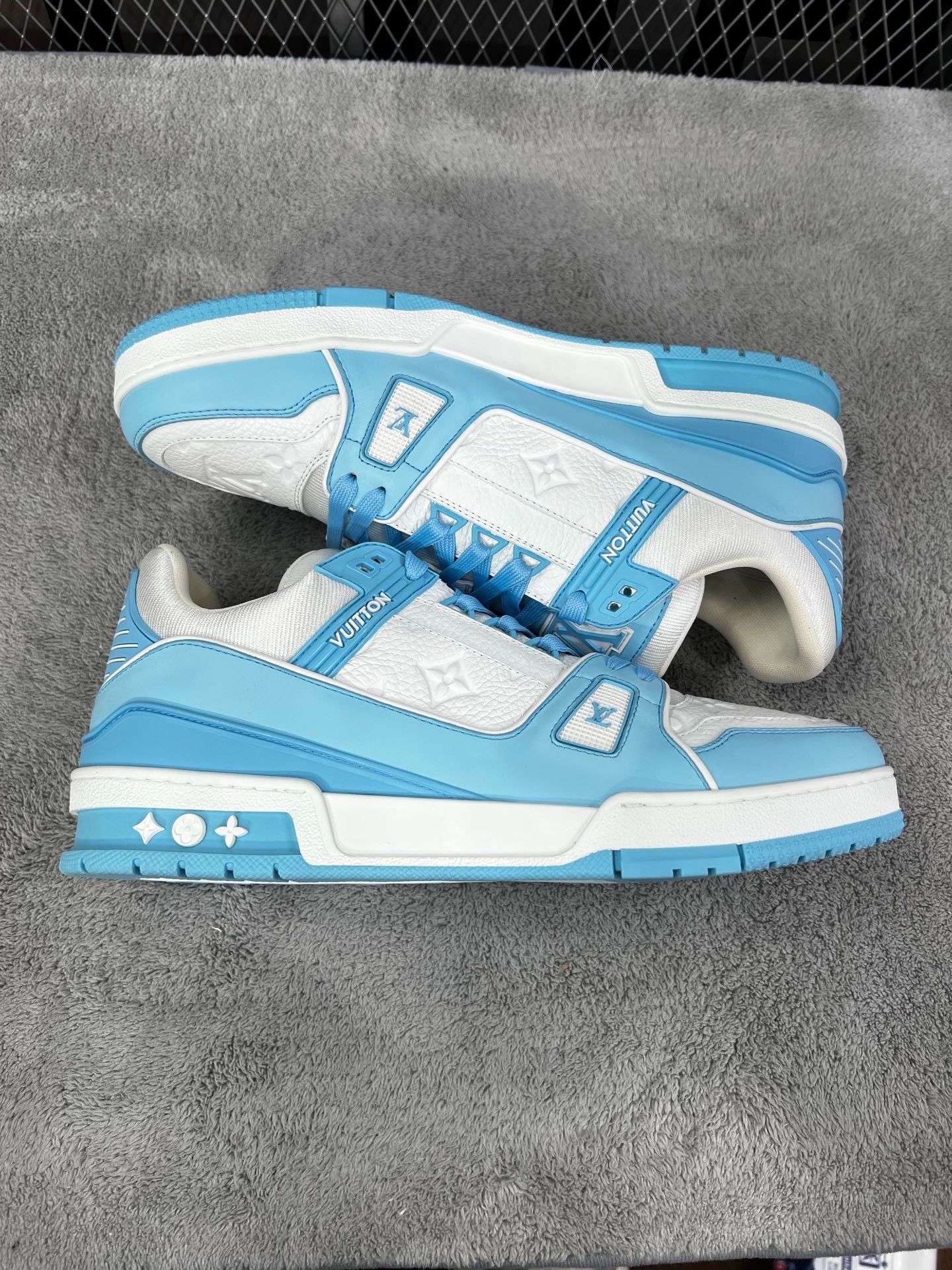 Louis Vuitton Louis Vuitton Training Blue Lowtop Sneakers 43.5 Men Size US 10.5 / EU 43-44 - 4 Thumbnail