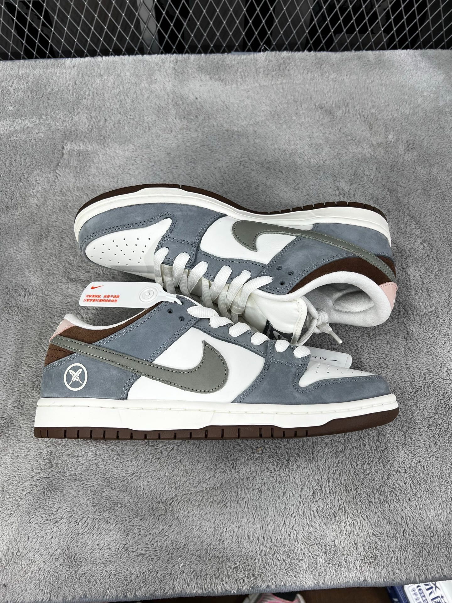 Nike Nike DUNK White Lowtop Sneakers L Men Size US 10 / EU 43 - 4 Thumbnail