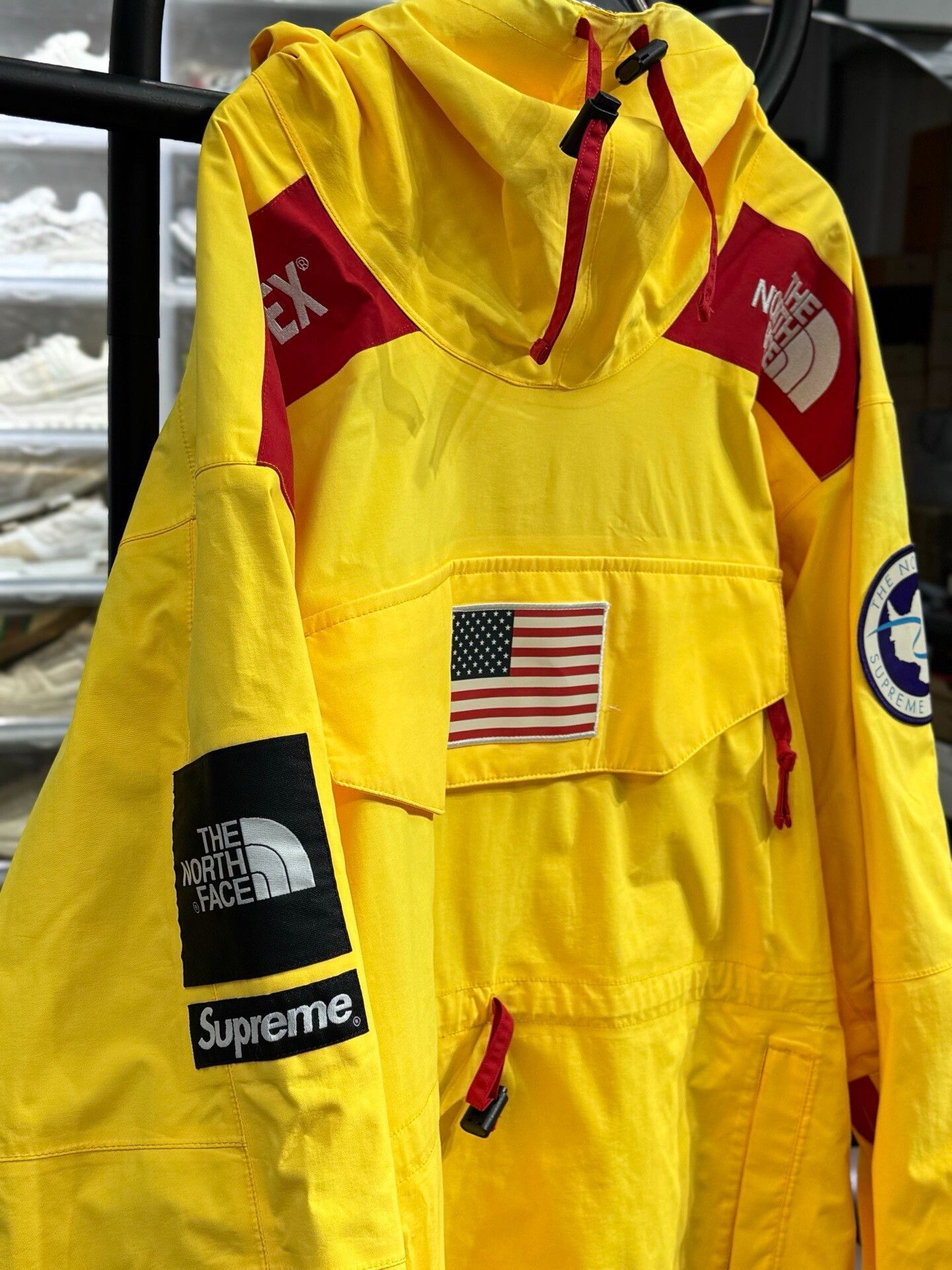 The North Face The North Face Yellow Light Jacket M Men Size US M / EU 48-50 / 2 - 2 Thumbnail