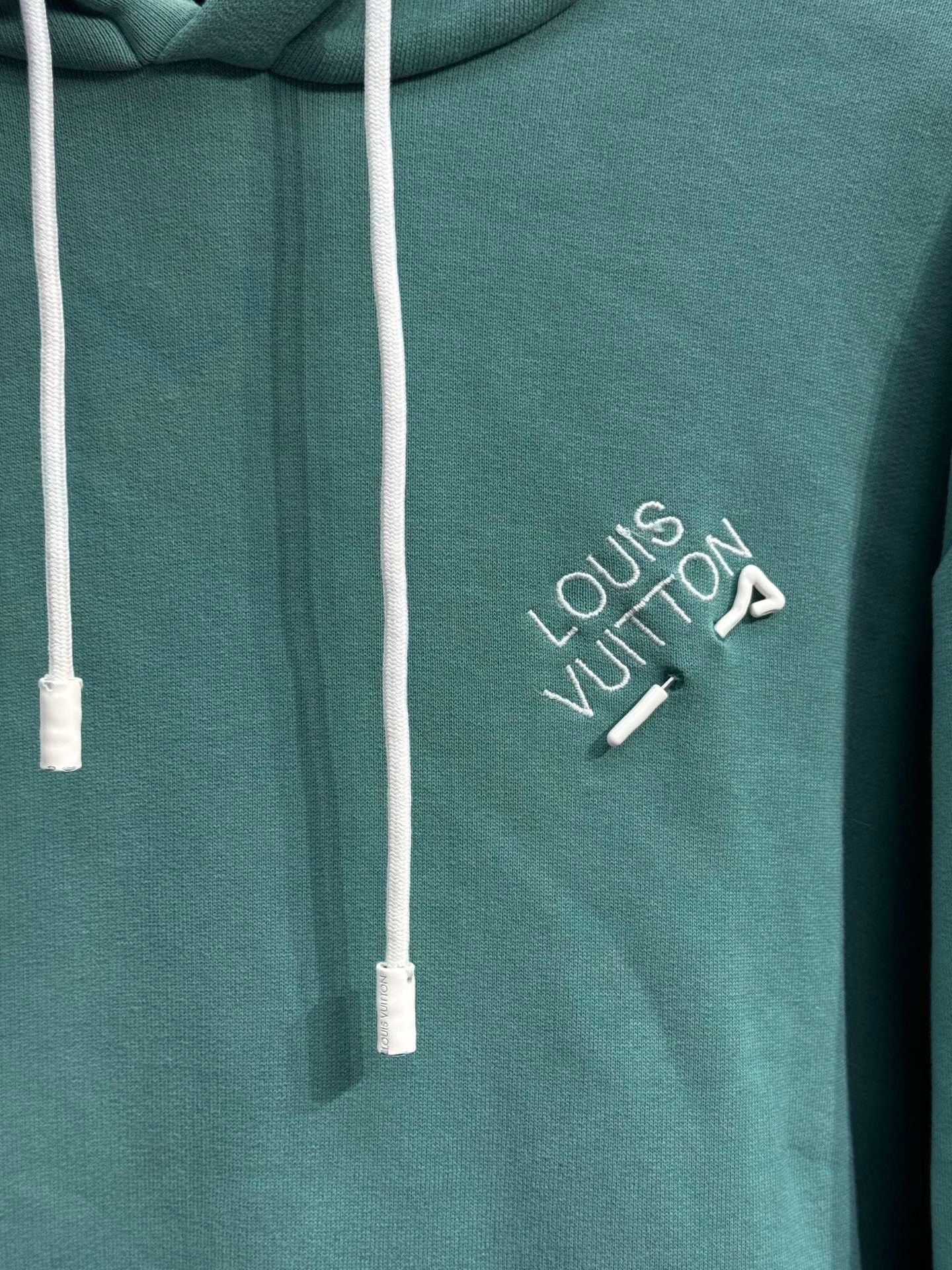 Louis Vuitton Louis Vuitton Hoodie M Men Size US M / EU 48-50 / 2 - 2 Thumbnail
