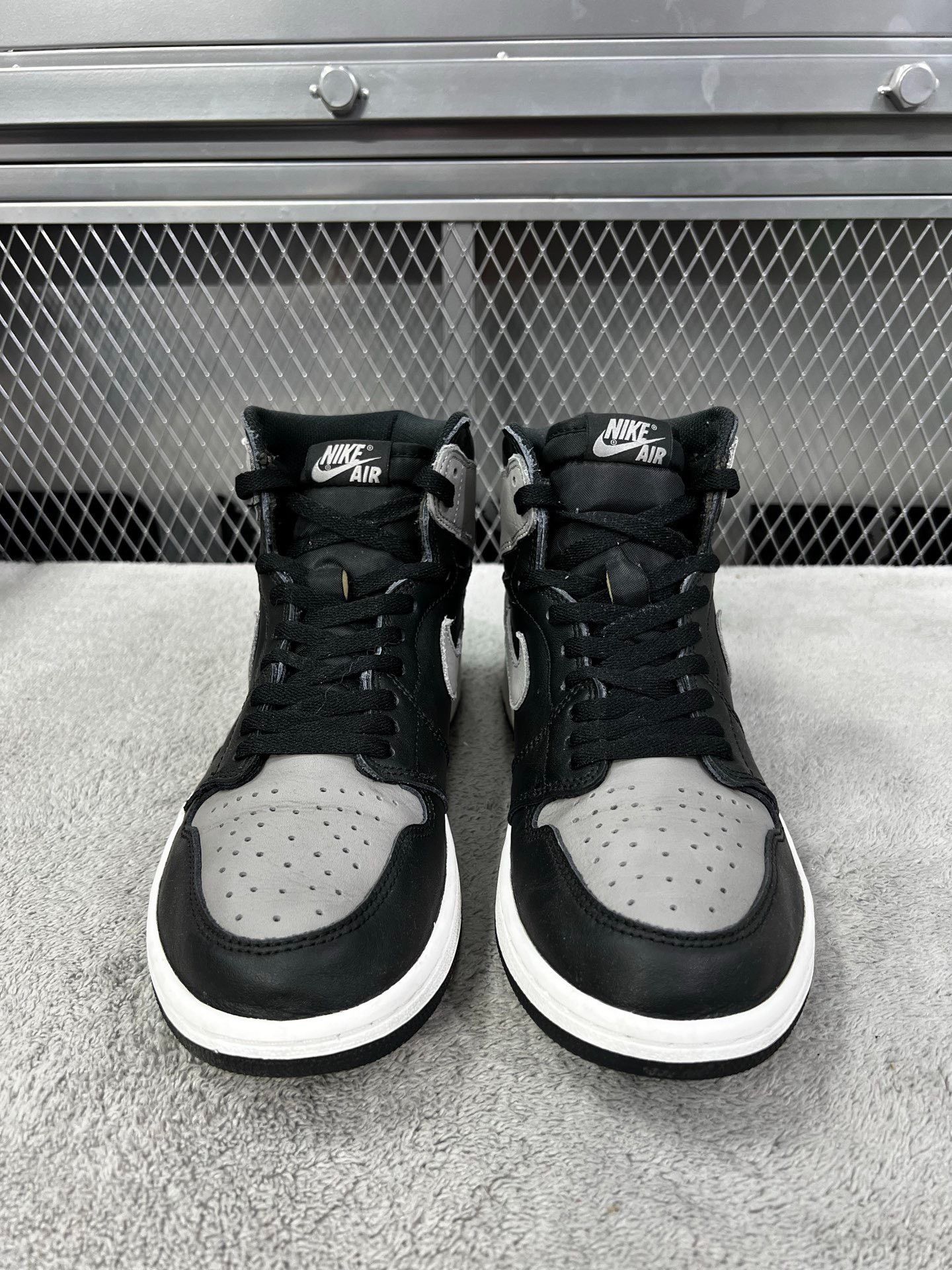 Nike Nike Black Lowtop Sneakers 44 Men Size US 10.5 / EU 43-44 - 2 Thumbnail