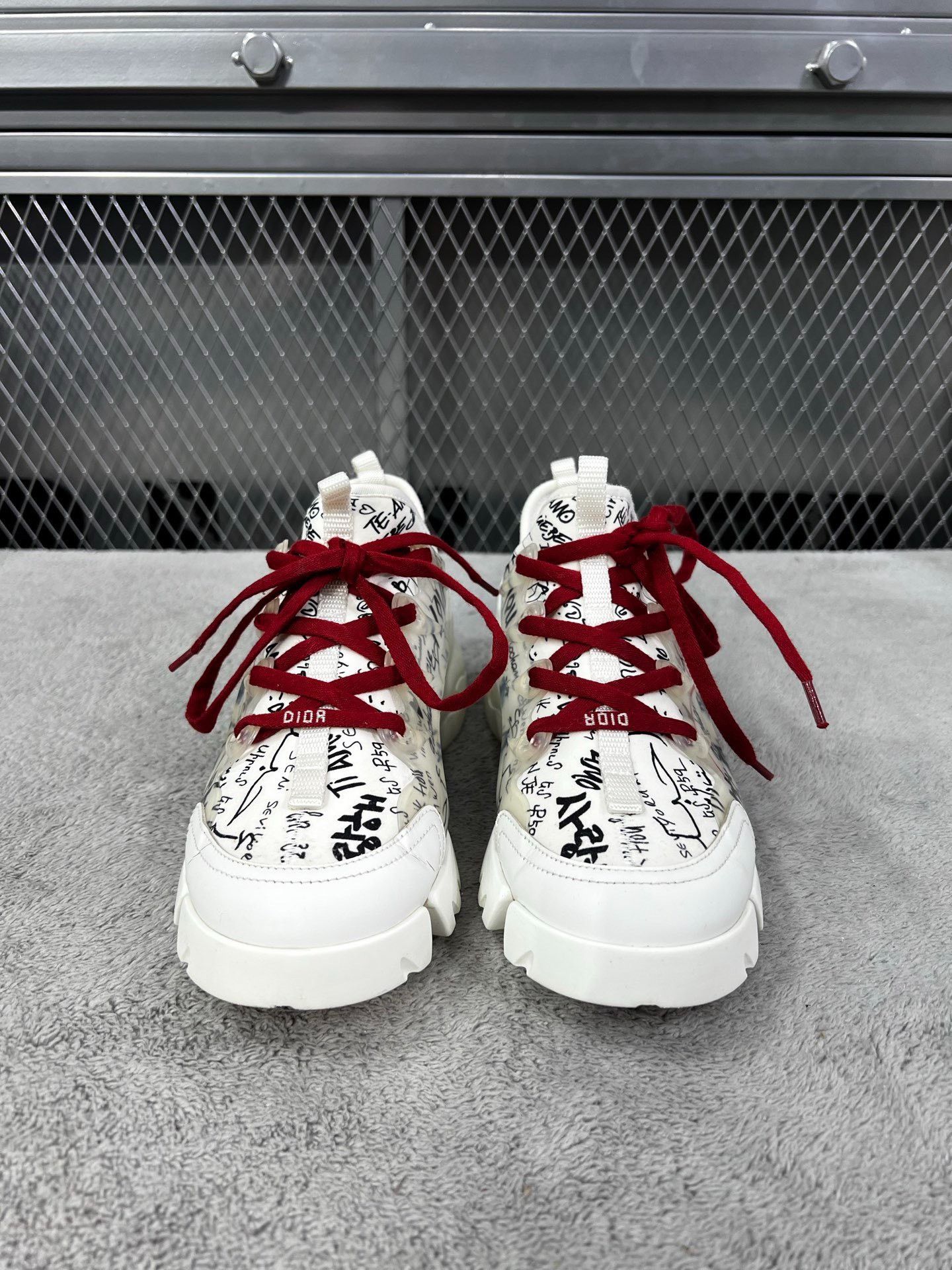 Dior Dior White Lowtop Sneakers 34 Women Size US 4 / IT 34 - 2 Thumbnail