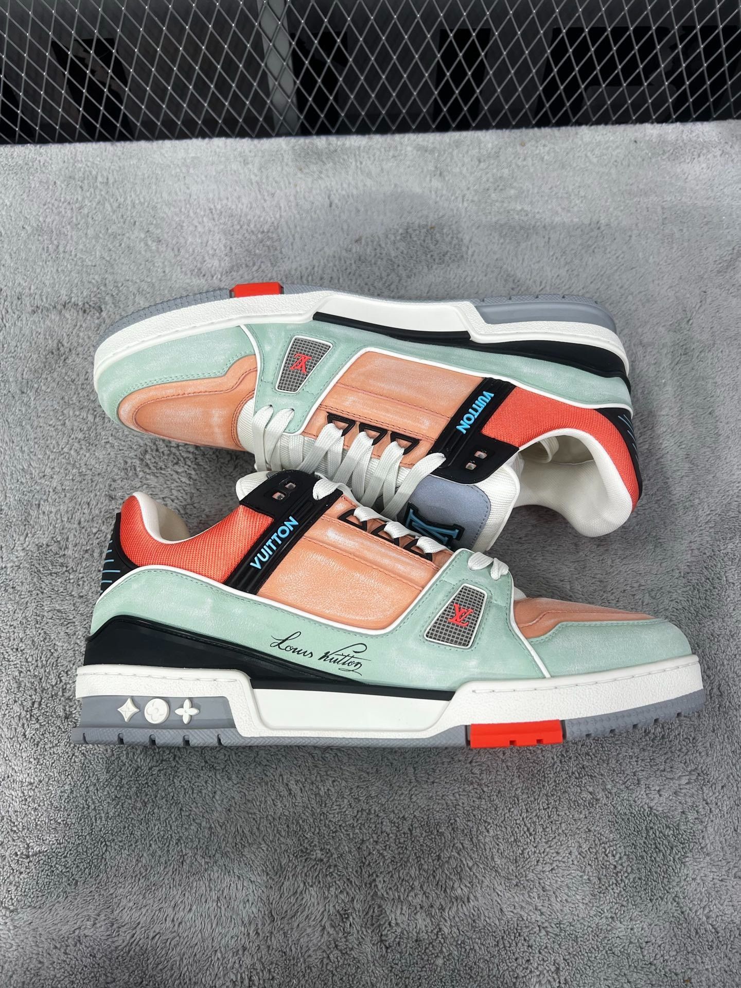 Louis Vuitton Louis Vuitton Training Green Lowtop Sneakers 43 Men Size US 10 / EU 43 - 4 Thumbnail