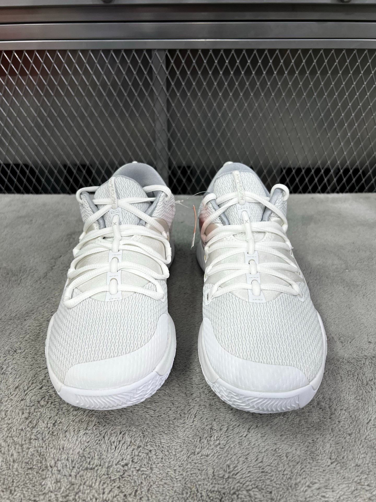Nike Nike White Lowtop Sneakers 41 Men Size US 8.5 / EU 41-42 - 2 Thumbnail