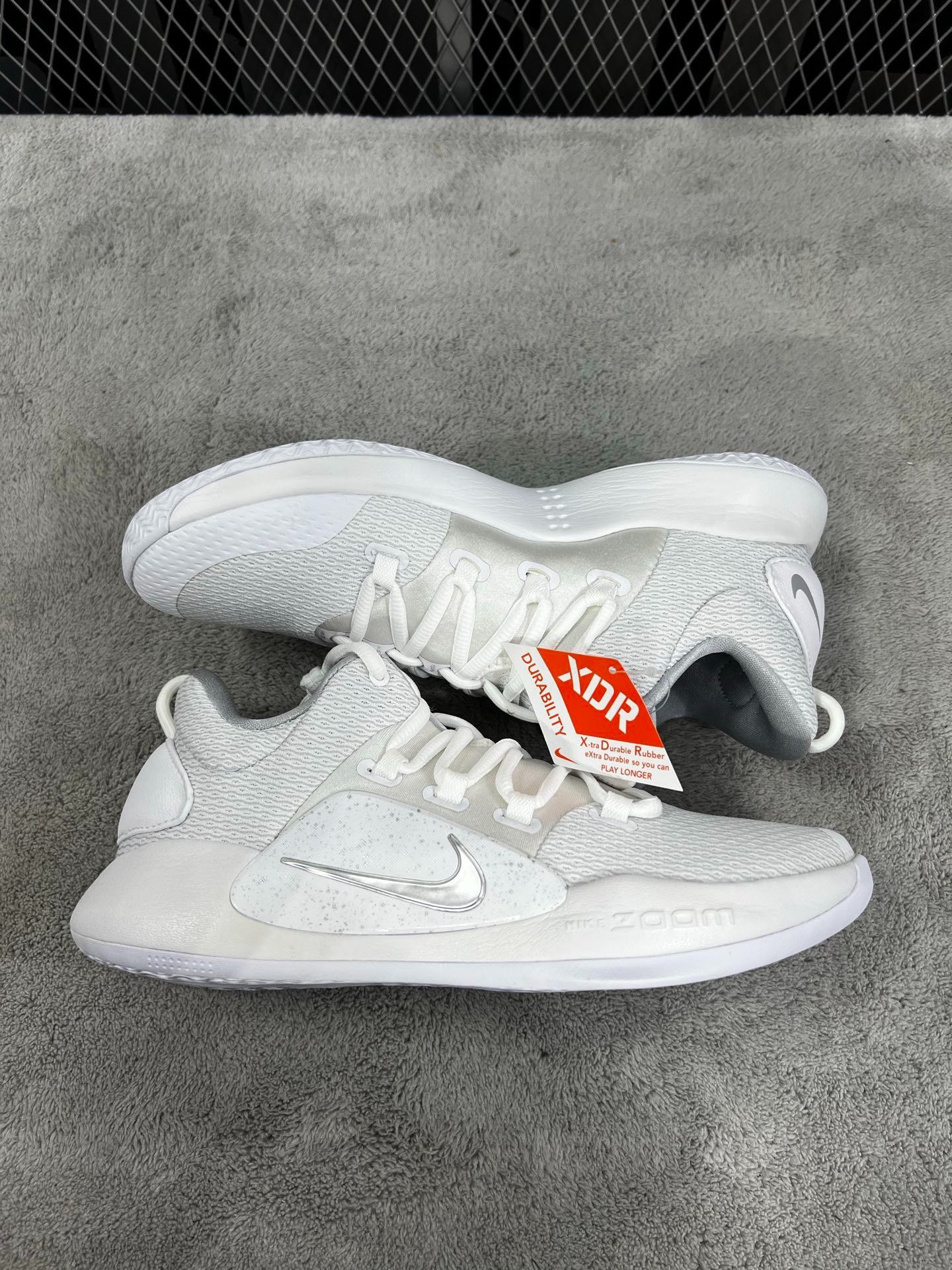 Nike Nike White Lowtop Sneakers 41 Men Size US 8.5 / EU 41-42 - 4 Thumbnail
