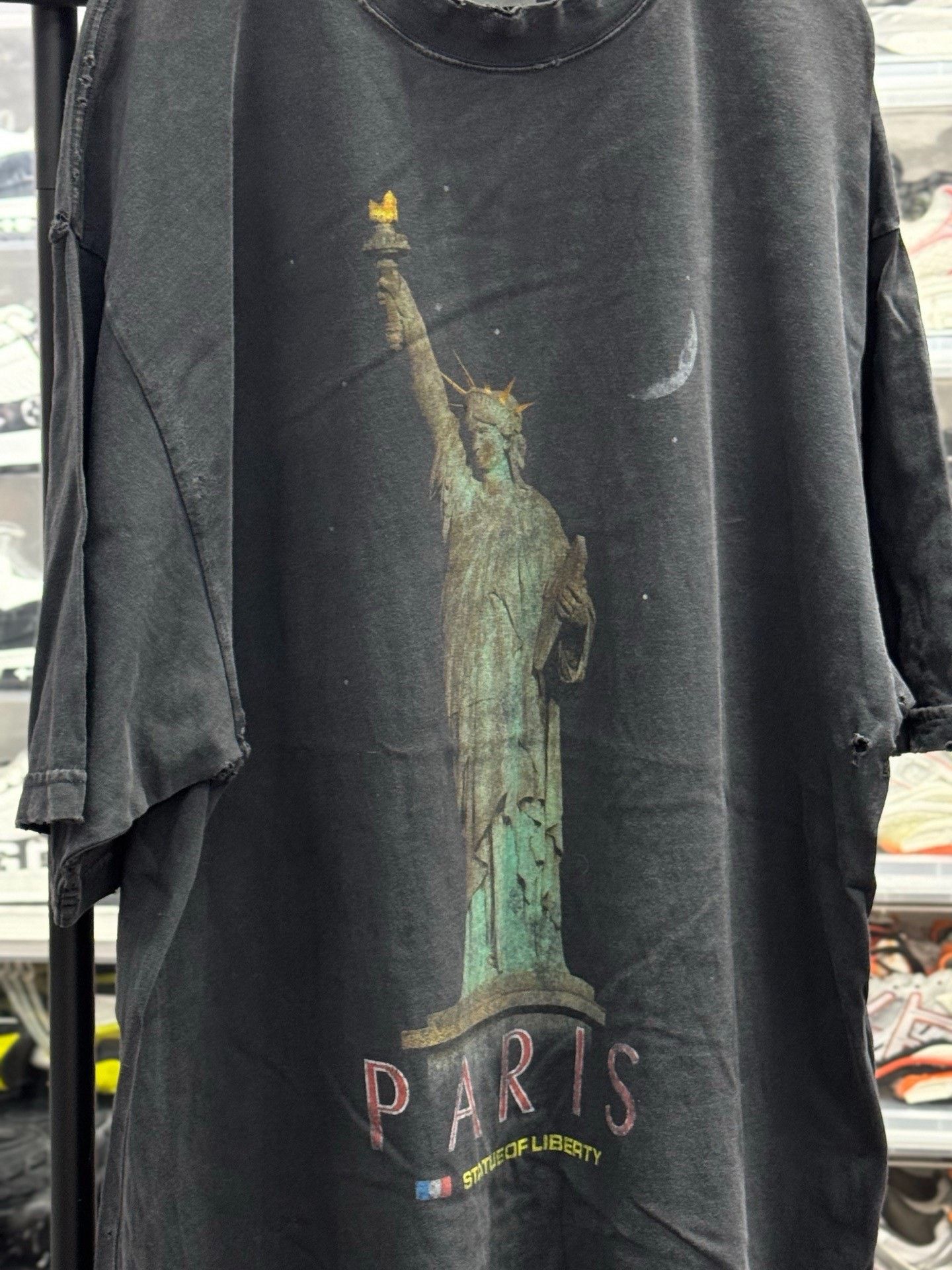 Balenciaga Balenciaga T-Shirt S Men Size US S / EU 44-46 / 1 - 2 Thumbnail