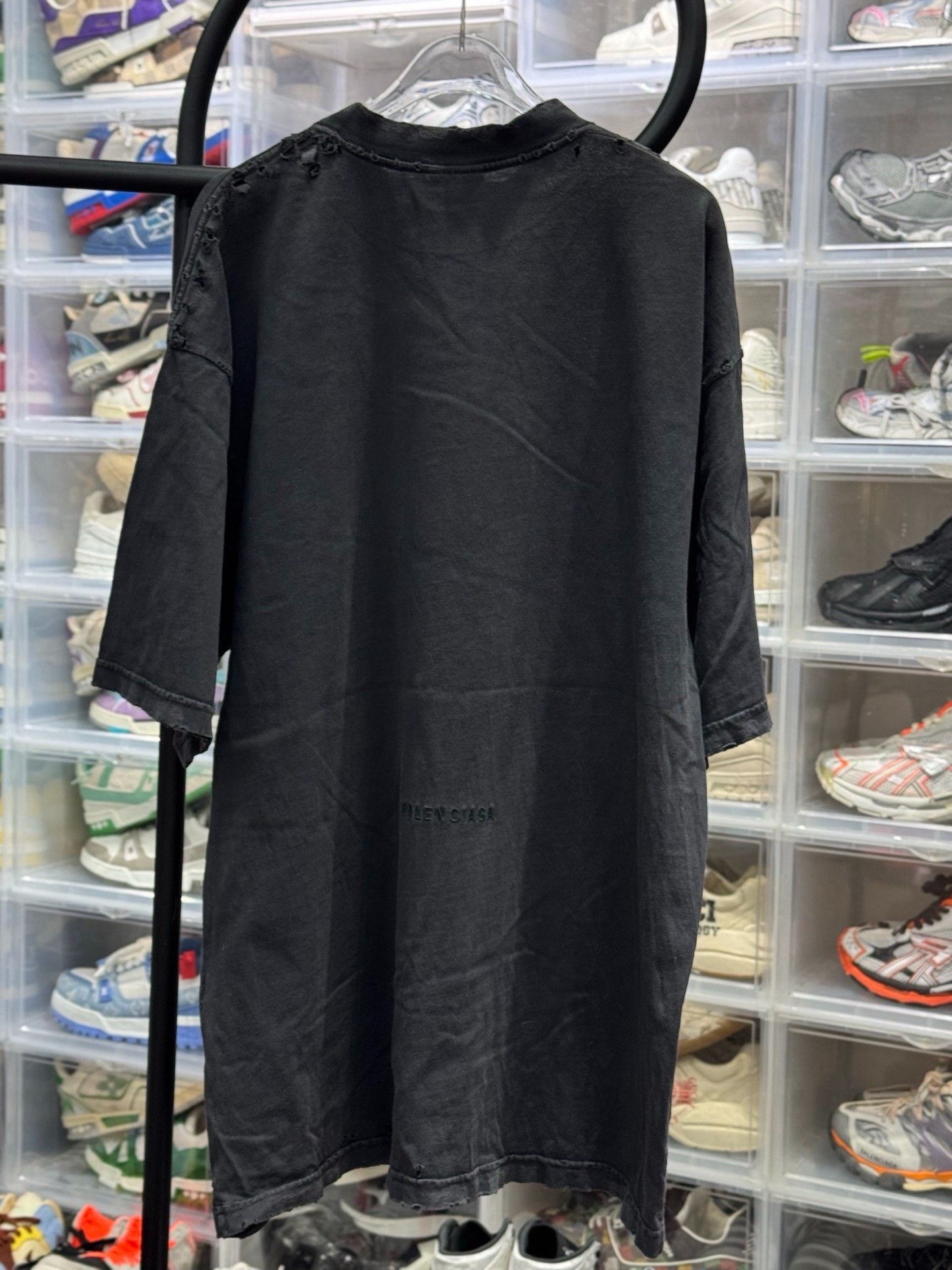 Balenciaga Balenciaga T-Shirt S Men Size US S / EU 44-46 / 1 - 4 Thumbnail
