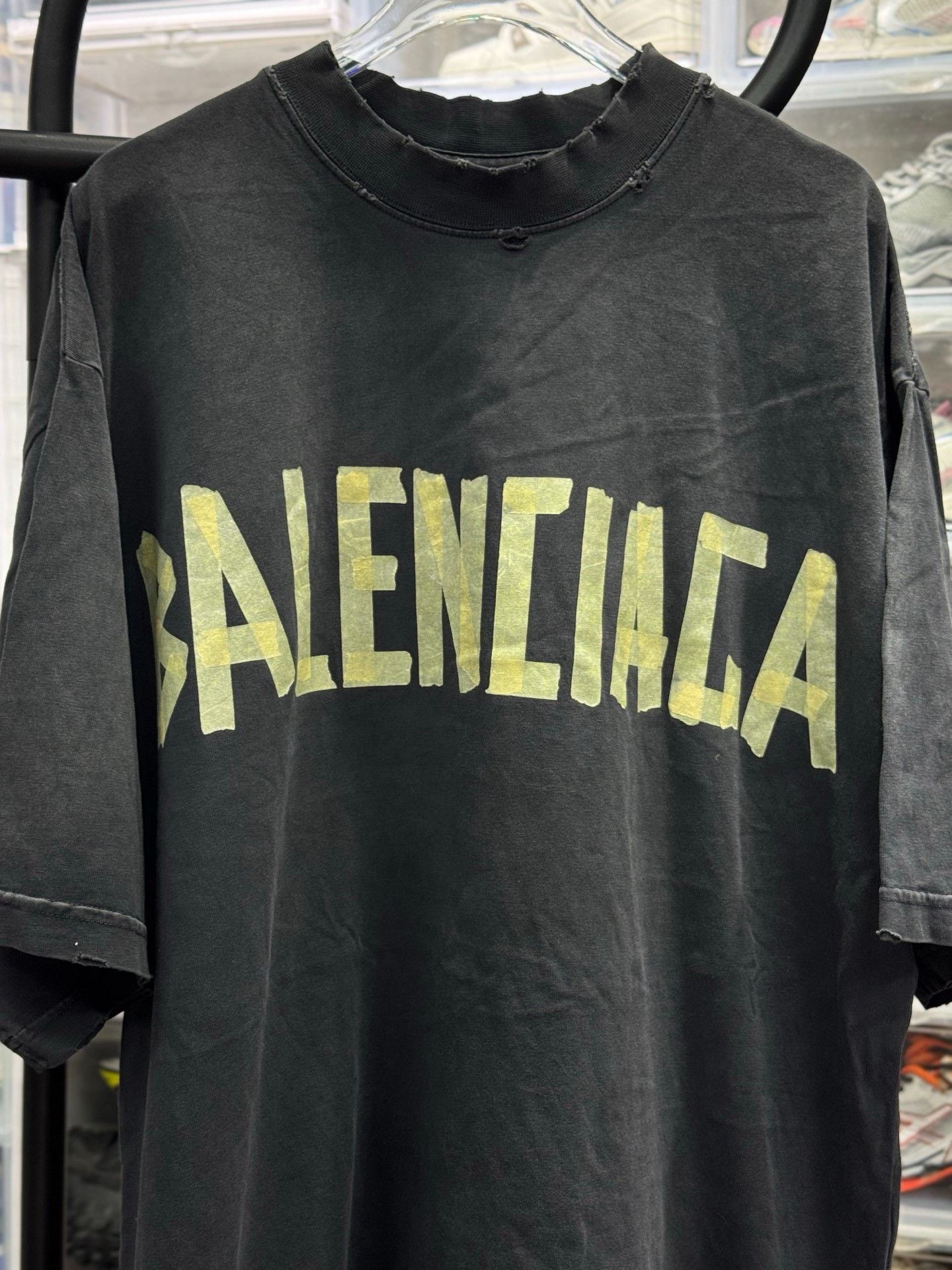 Balenciaga Balenciaga Retro T-Shirt XS Men Size US XS / EU 42 / 0 - 2 Thumbnail
