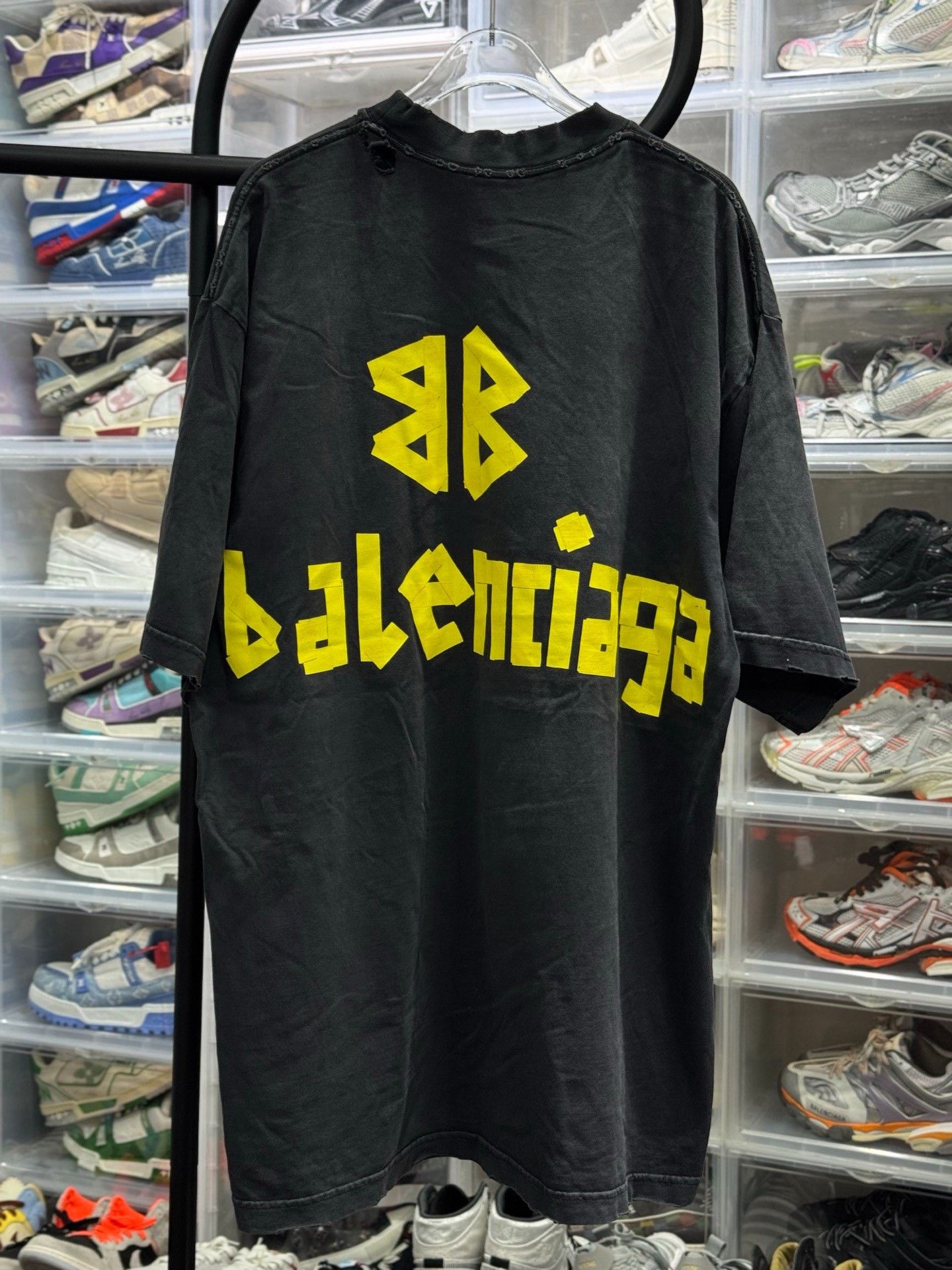 Balenciaga Balenciaga Retro T-Shirt XS Men Size US XS / EU 42 / 0 - 3 Thumbnail