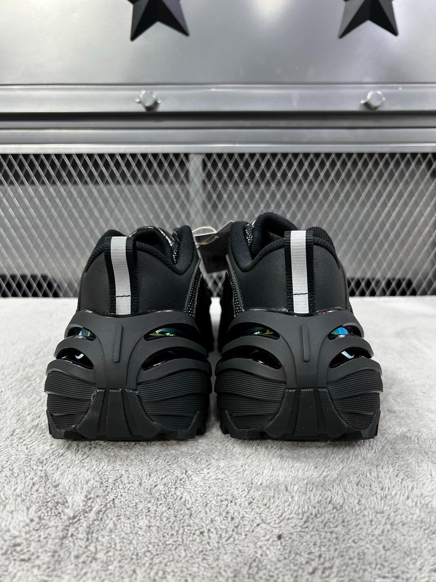 Adidas Adidas Running Black Lowtop Sneakers 43 Men Size US 10 / EU 43 - 6 Thumbnail