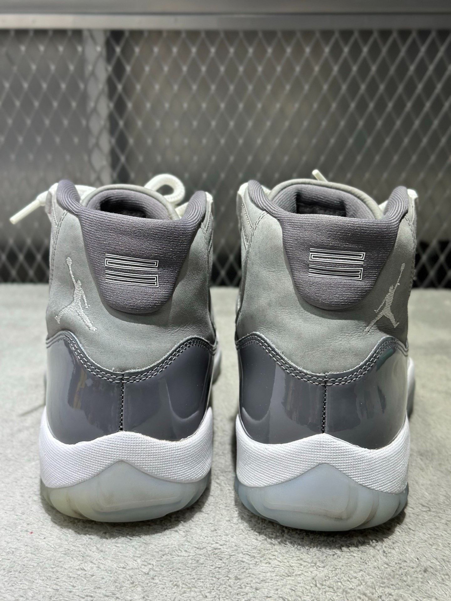 Nike Nike Retro Gray Lowtop Sneakers 21 Men Size US 10 / EU 43 - 6 Thumbnail
