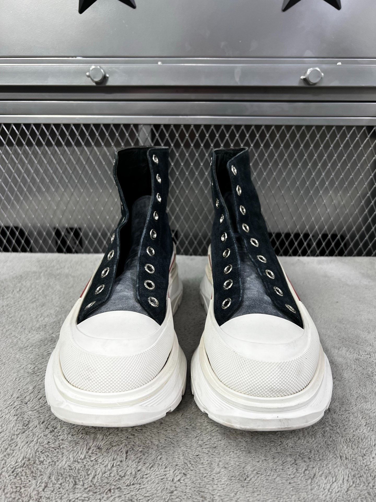 Alexander McQueen Alexander McQueen Blue Boots 43 Men Size US 10 / EU 43 - 2 Thumbnail
