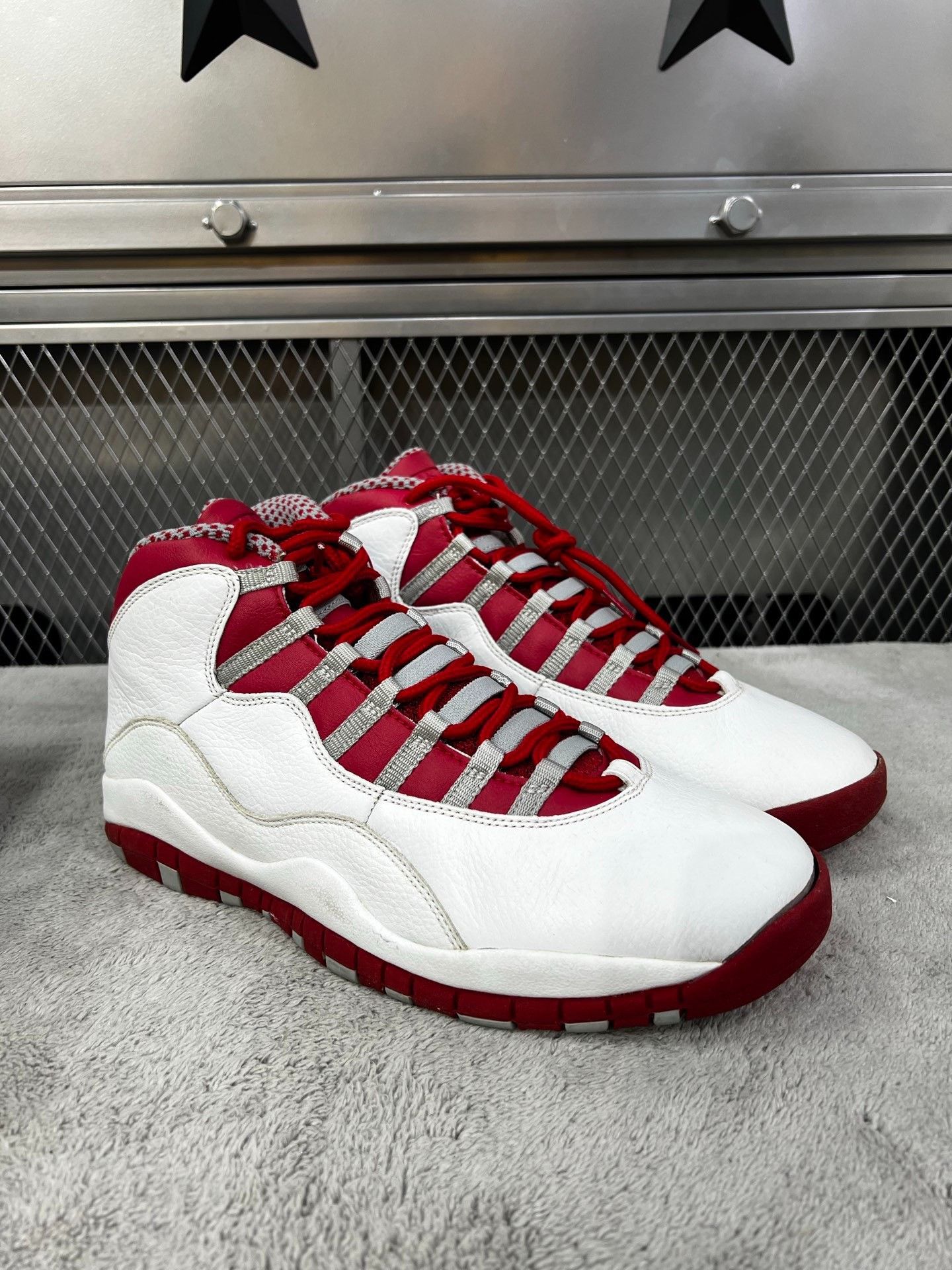 Nike Nike Retro Red Lowtop Sneakers 45 Men Size US 11.5 / EU 44-45 - 3 Thumbnail