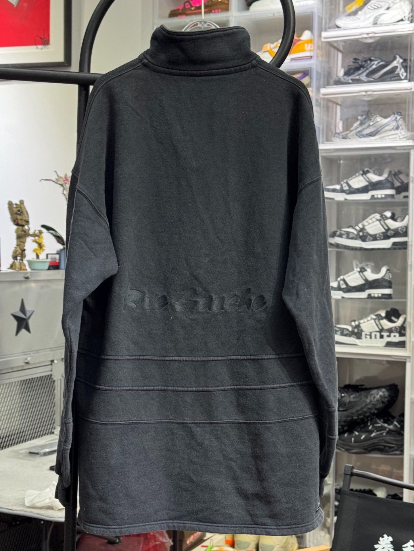 Balenciaga Balenciaga Embroidered Black Hoodie XS Men Size US XS / EU 42 / 0 - 3 Thumbnail