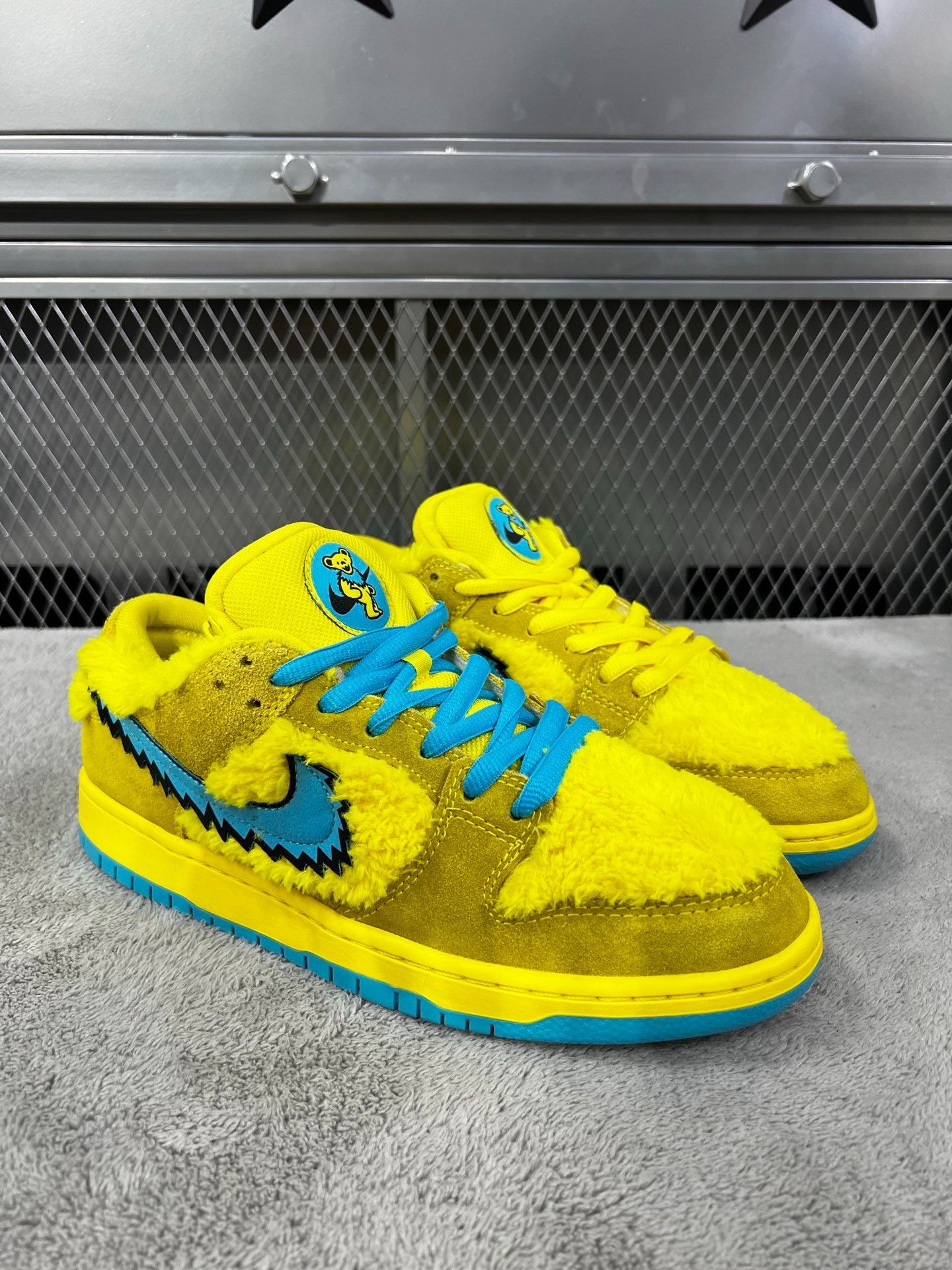 Nike Nike DUNK Yellow Lowtop Sneakers 42 Men Size US 9 / EU 42 - 3 Thumbnail