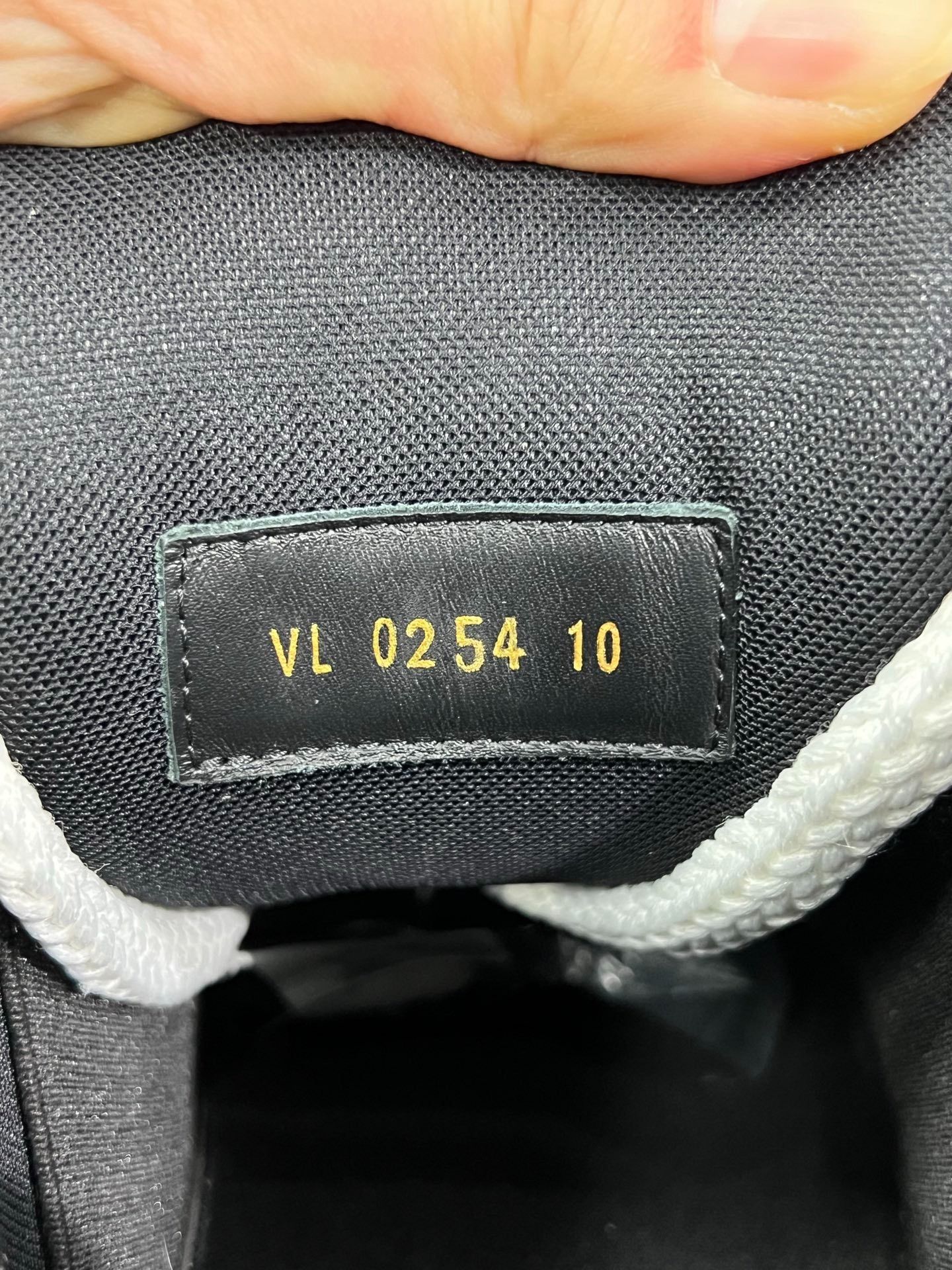 Louis Vuitton Louis Vuitton Training Black Lowtop Sneakers 44 Men Size US 10.5 / EU 43-44 - 8 Thumbnail