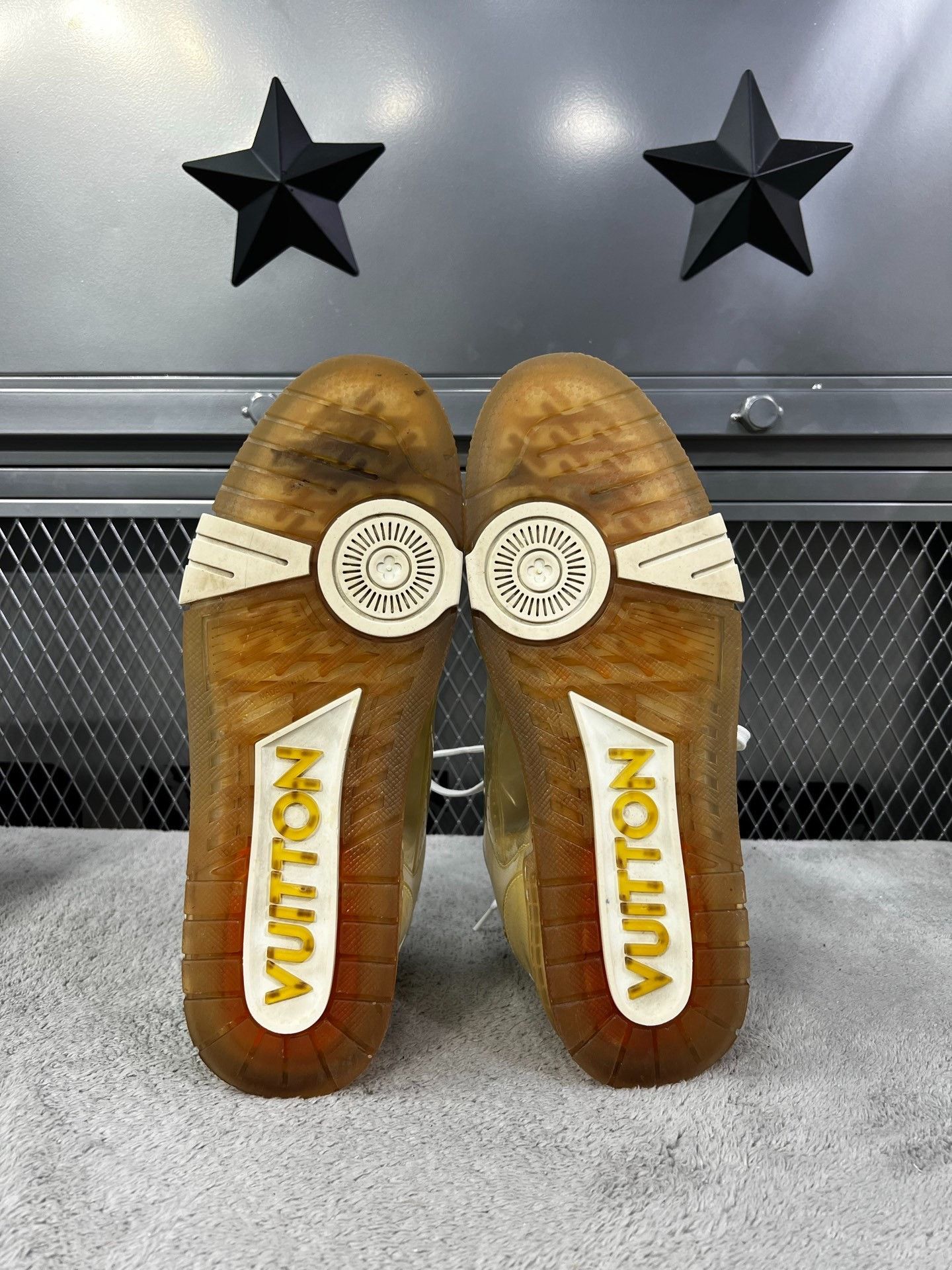 Louis Vuitton Louis Vuitton Training White Lowtop Sneakers 42 Men Size US 9 / EU 42 - 5 Thumbnail