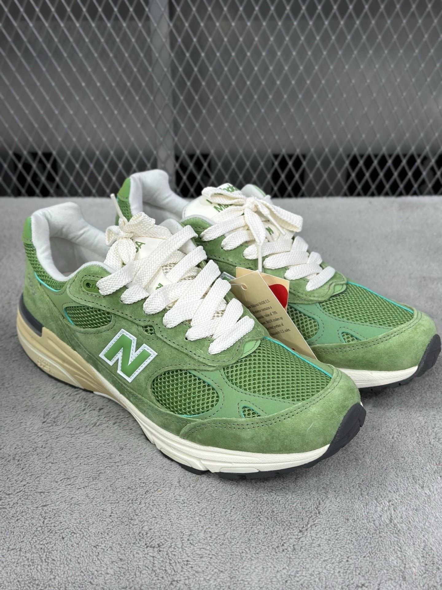 New Balance New Balance Green Lowtop Sneakers 44 Men Size US 10.5 / EU 43-44 - 3 Thumbnail