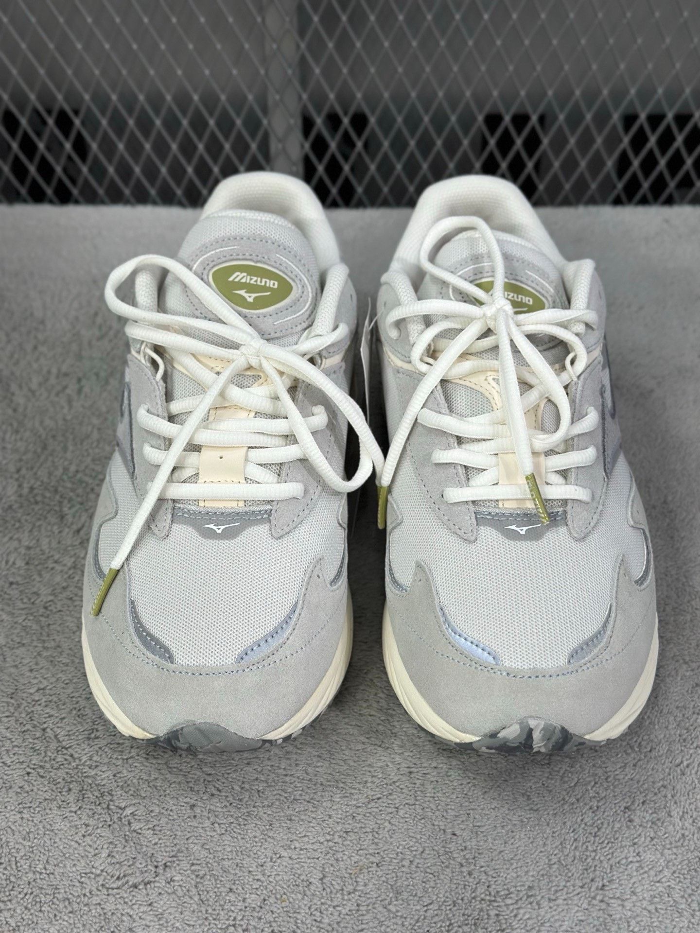 Mizuno Mizuno White Lowtop Sneakers 42 Men Size US 9 / EU 42 - 2 Thumbnail