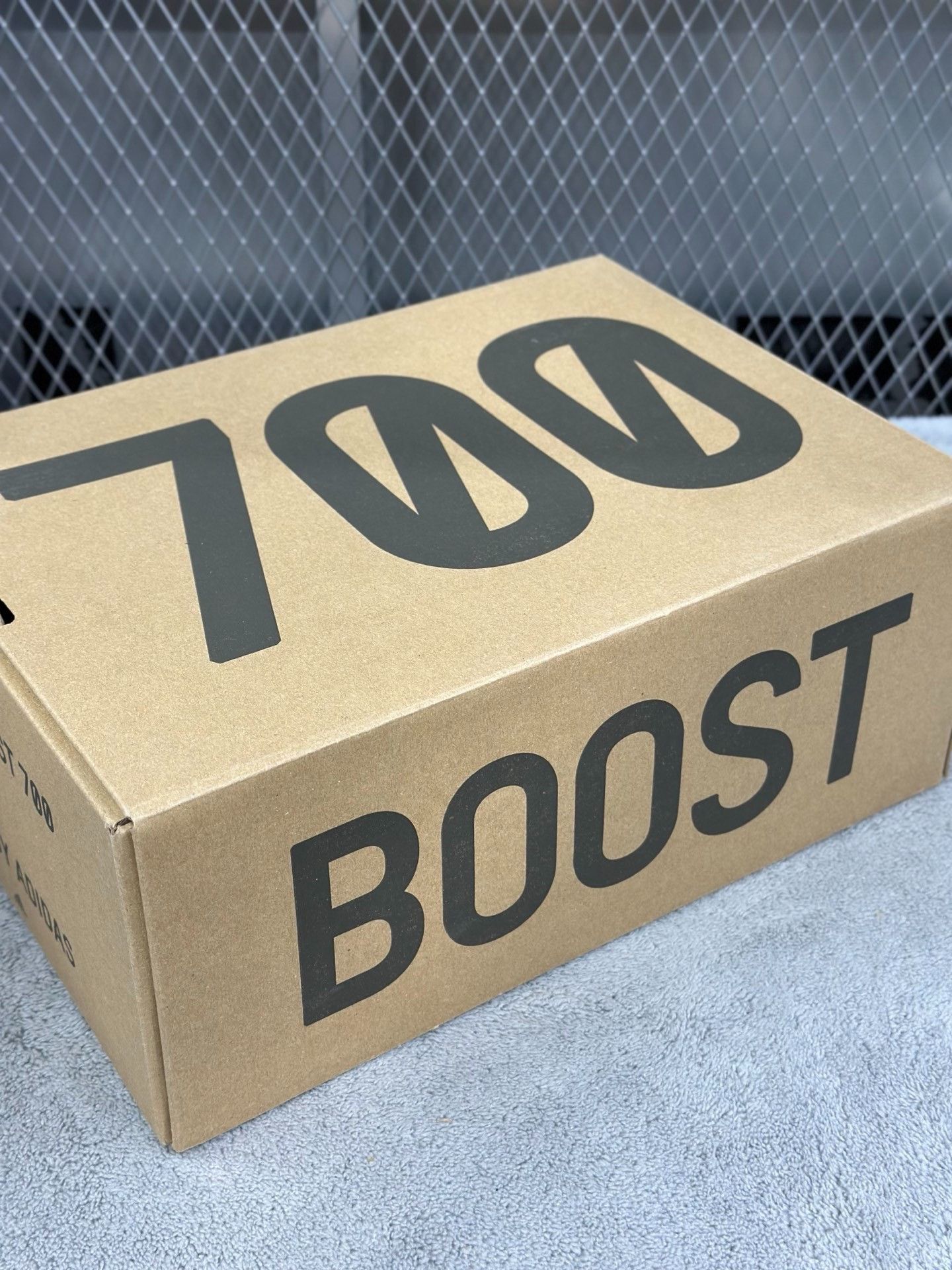 Adidas Adidas YEEZY Black Lowtop Sneakers 22 Men Size US 10 / EU 43 - 8 Thumbnail